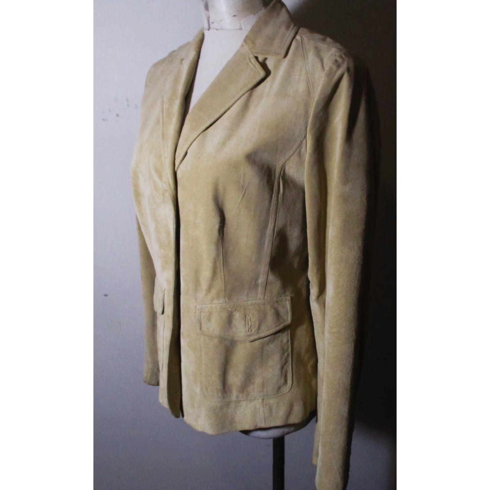 Eddie Bauer EDDIE BAUER Leather Jacket Women's M Tan Short 100% Leather All Seasons Casual Vintage: No - Junior? (note: avoid extra words) Size M / US 6-8 / IT 42-44 - 4 Thumbnail