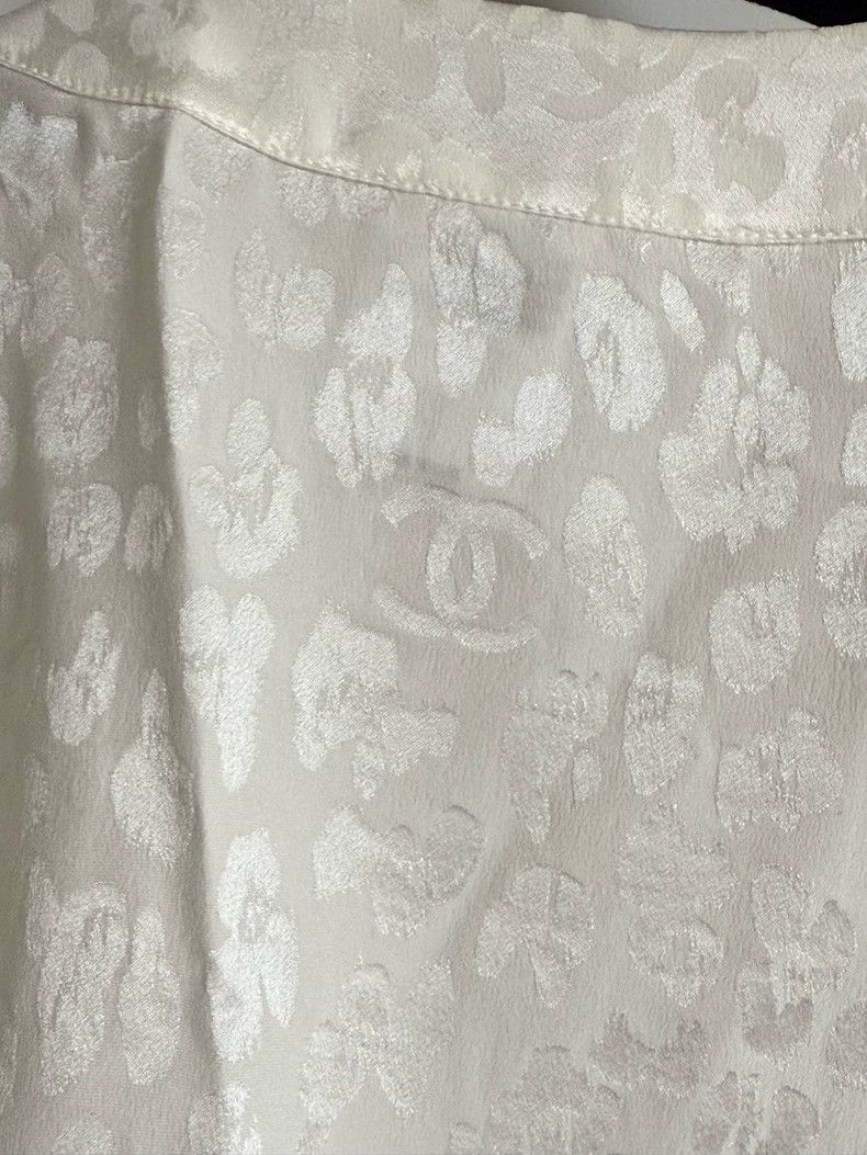 Chanel Chanel 23A white dark pattern lapel cloak silk cardigan sh Size XS / US 0-2 / IT 36-38 - 5 Thumbnail