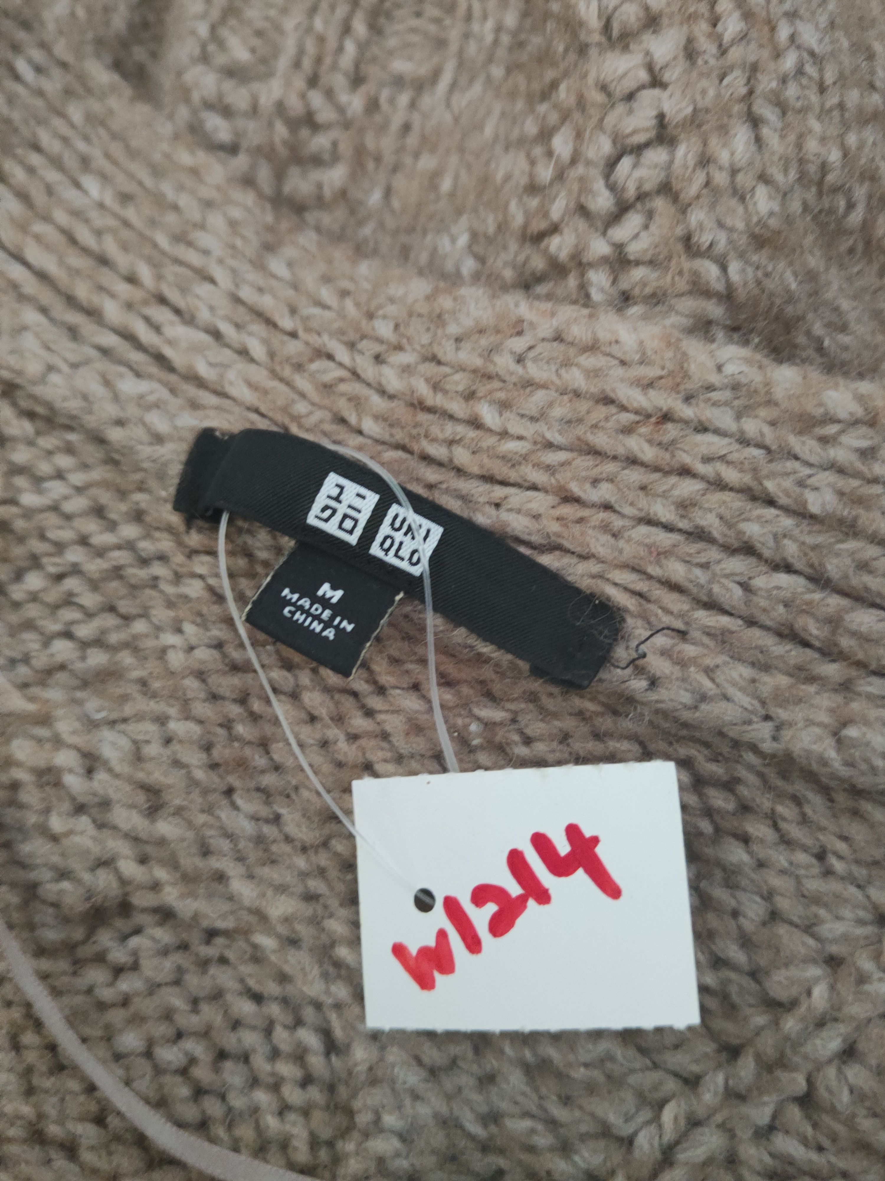 Aran Isles Knitwear × Japanese Brand Uniqlo Brown cable Knitwear Cardigan #W1214 Size M / US 6-8 / IT 42-44 - 12 Thumbnail