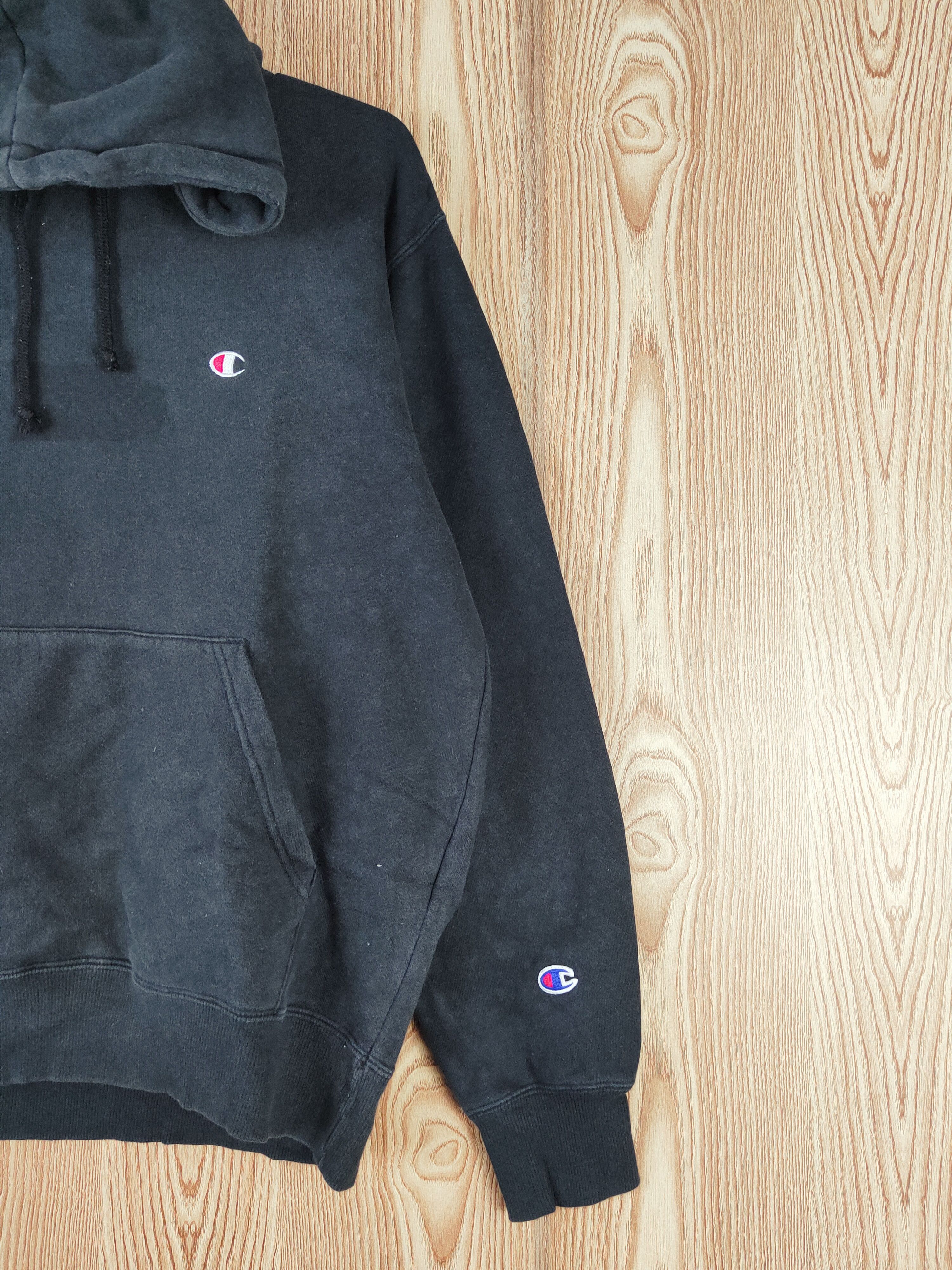 Champion × Vintage Vintage Design Champion Black Faded Hoodie Sweatshirts Size US L / EU 52-54 / 3 - 6 Thumbnail