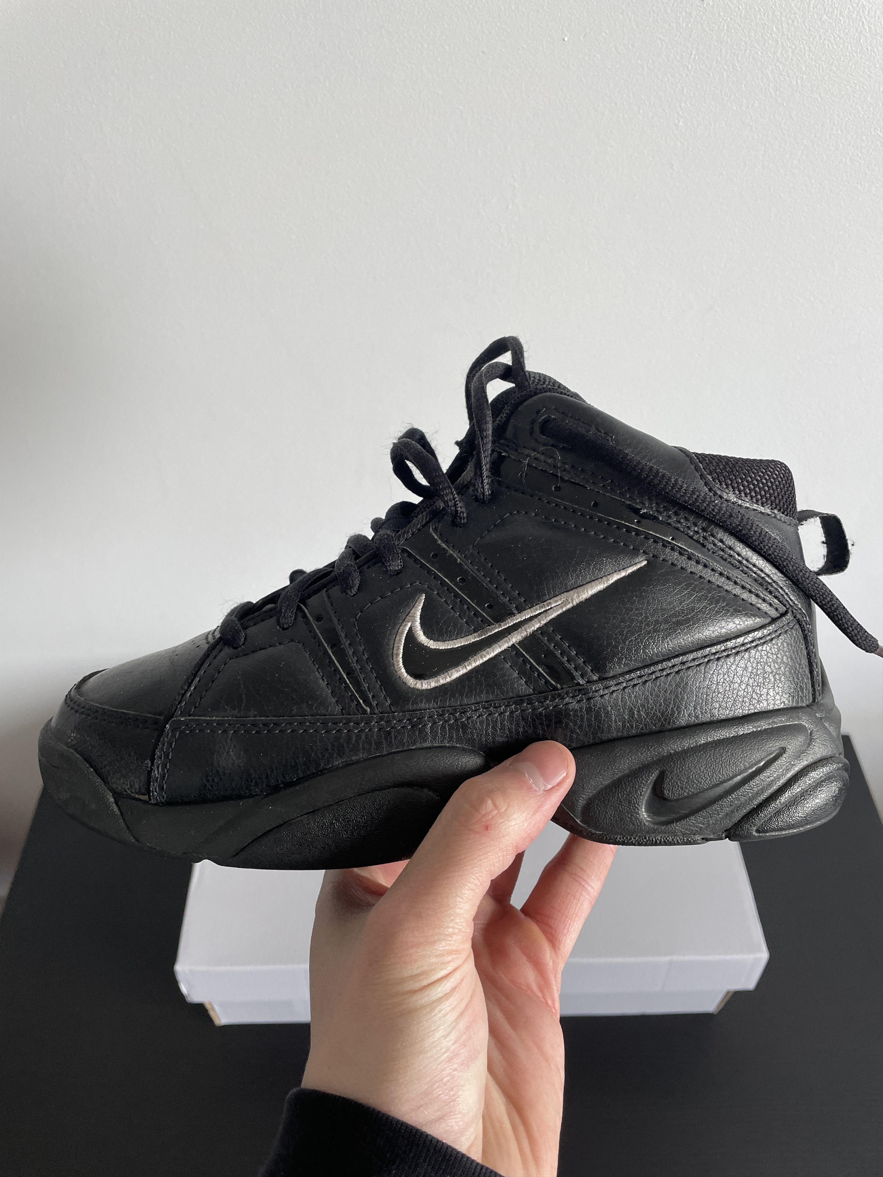 Nike × Vintage NIKE TEAM HUSTLED D III HIGH TOP BLACK LEATHER SNEAKERS Size US 6 / IT 36 - 2 Thumbnail
