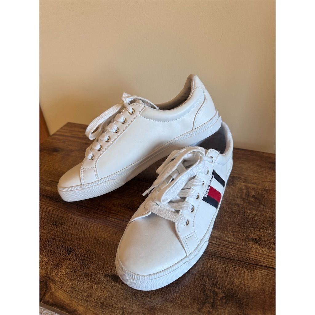 Tommy Hilfiger Tommy Hilfiger Women's White Lace-Up Sneakers Athletic Shoe Size US 8.5 / IT 38.5 - 5 Thumbnail