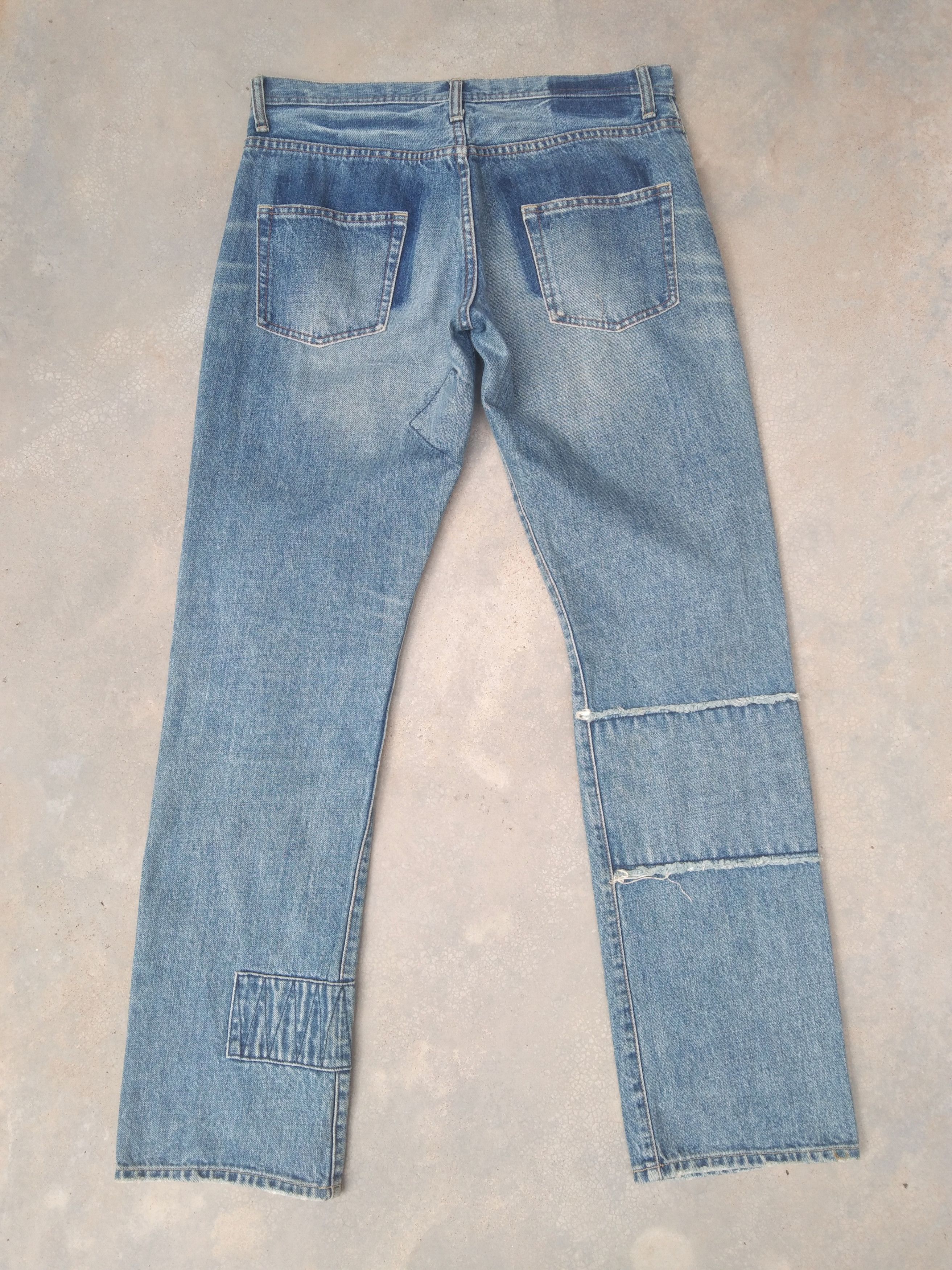Japanese Brand Vintage Japanese Brand Distressed Jeans 32x31 Size US 32 / EU 48 - 2 Thumbnail