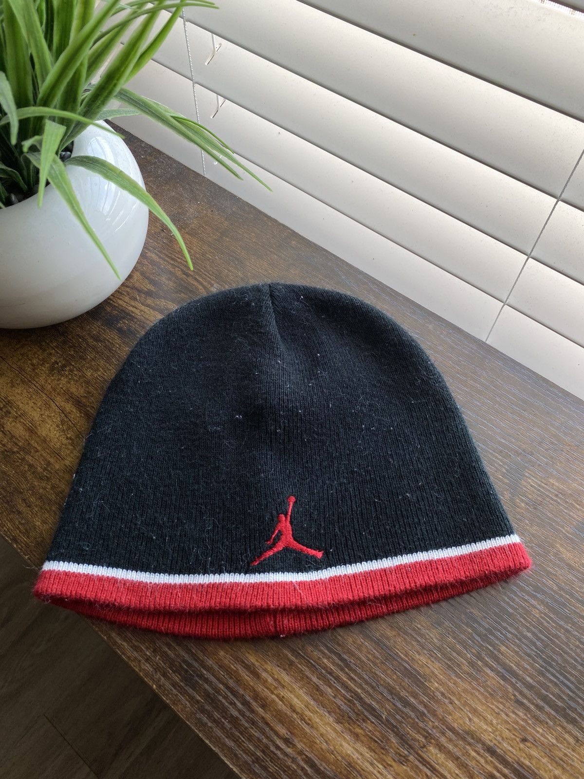 Jordan Brand Y2K Jordan Skully Beanie Size ONE SIZE - 1 Thumbnail