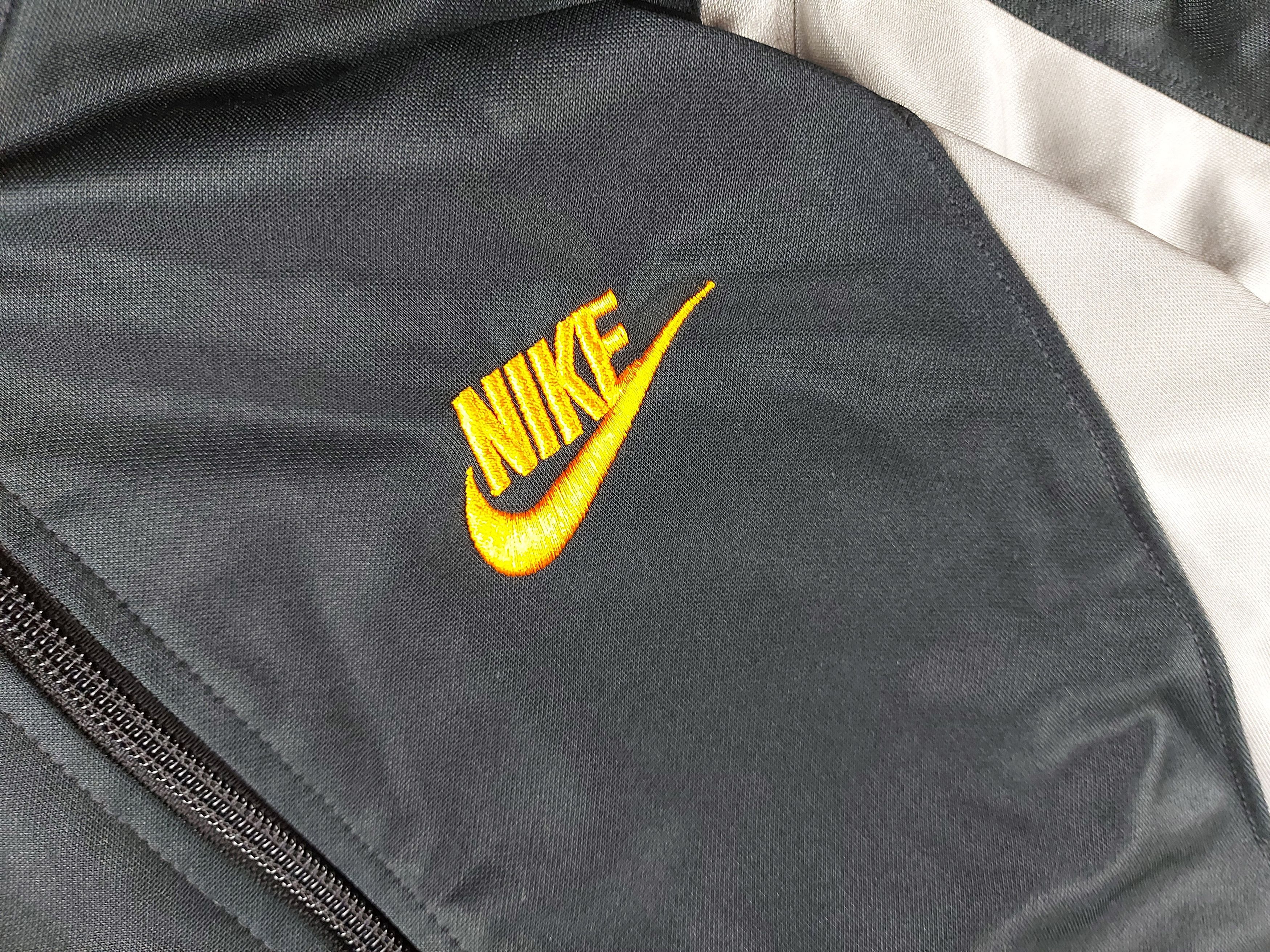 Nike × Vintage Vintage Nike Track Top Jacket Jacket S Size US S / EU 44-46 / 1 - 3 Thumbnail