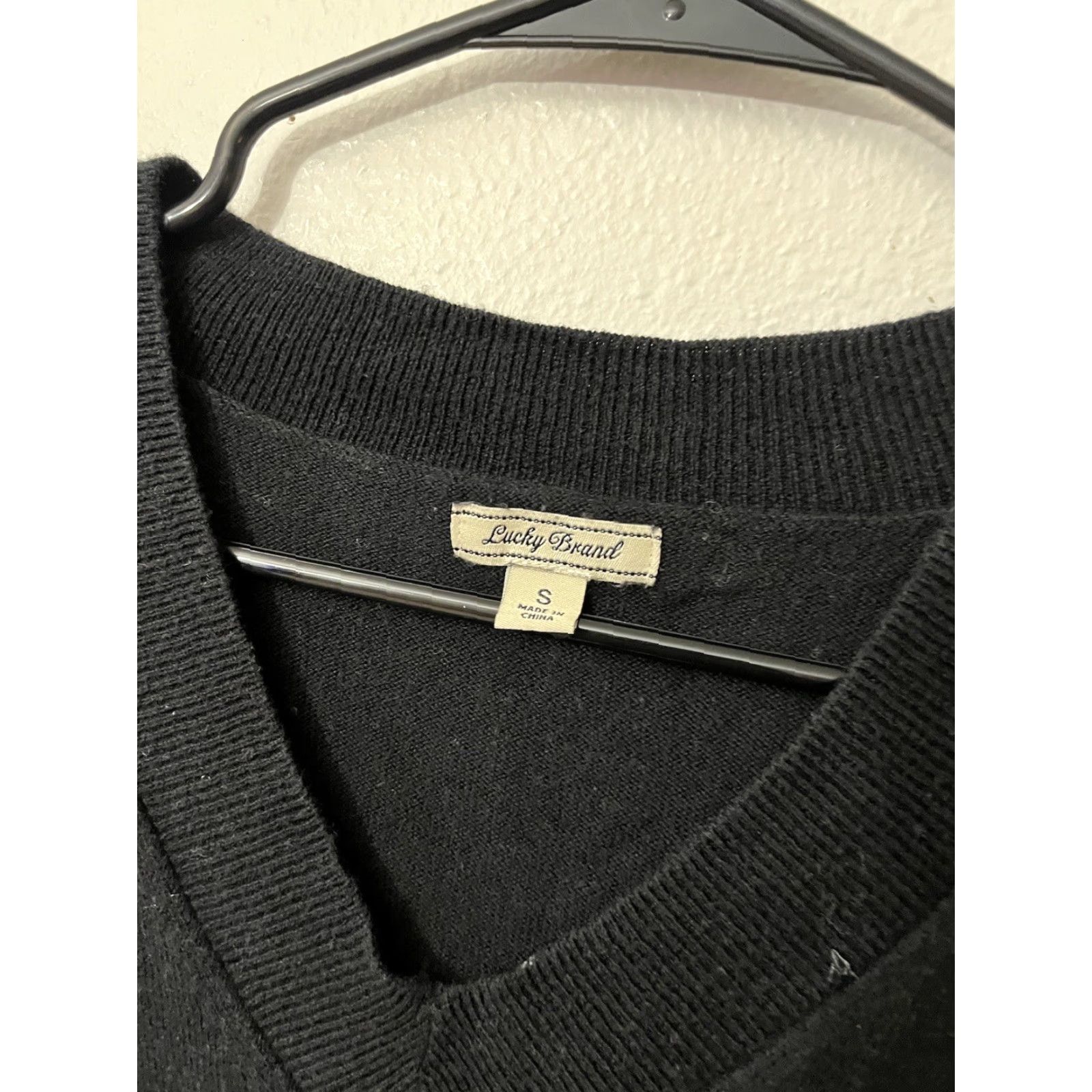 Lucky Brand Lucky Brand Women Black V Neck Long Sleeve Pullover Sweater XS/S Regular Casual Knit Cotton Cashmere Size S - Pullover Mens Womens Boys Girls Size S / US 4 / IT 40 - 3 Thumbnail