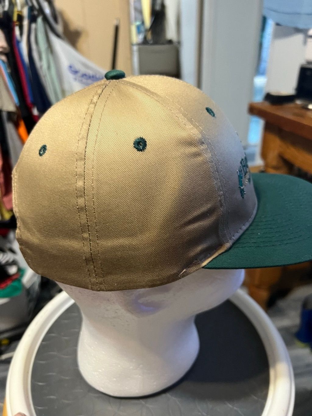 Vintage Men's Outdoor Cap The Boat Place Tan Green Baseball Hat Size ONE SIZE - 4 Thumbnail