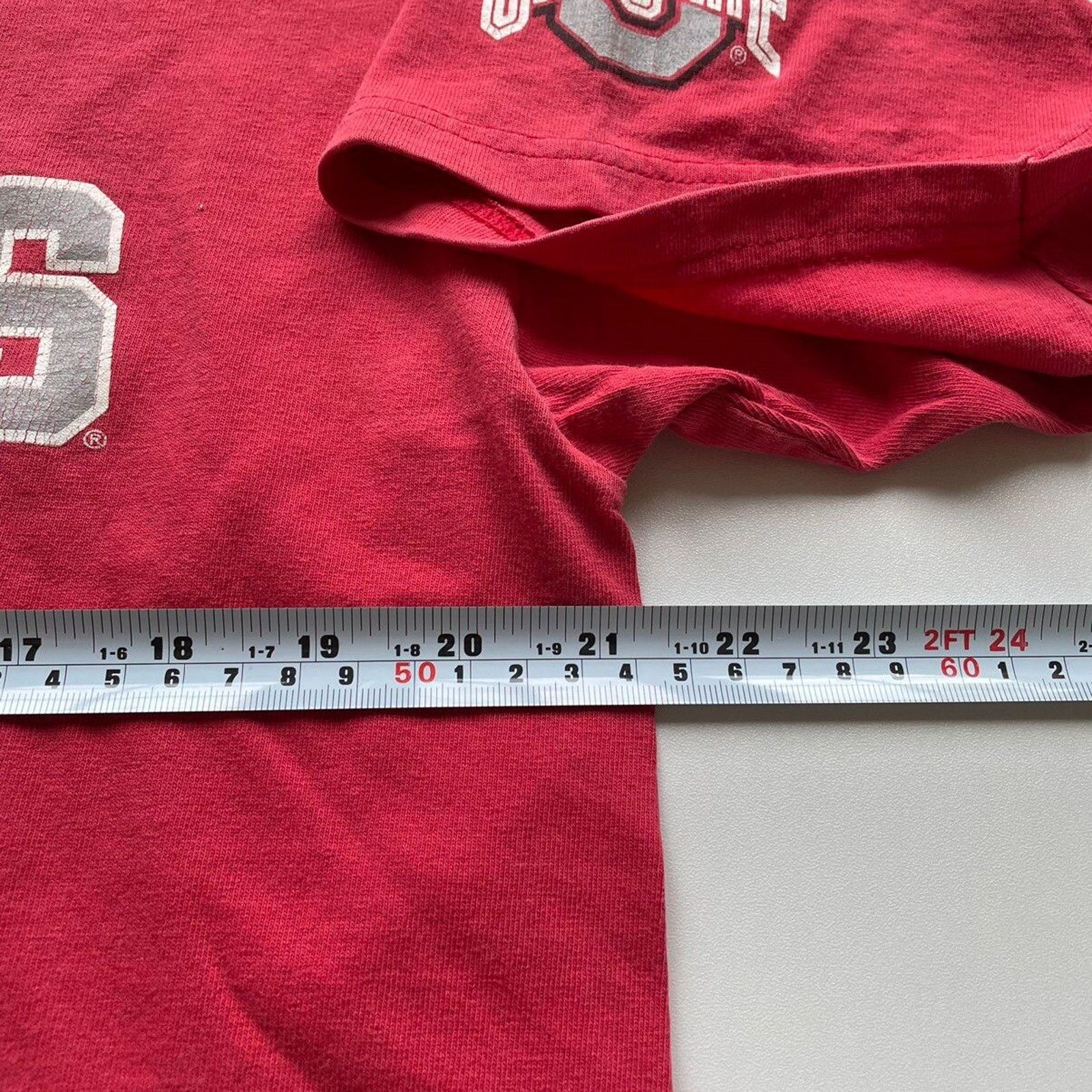 NCAA Vintage Nike Ohio State Buckeyes NCAA Center Swoosh T Shirt Size US L / EU 52-54 / 3 - 4 Thumbnail