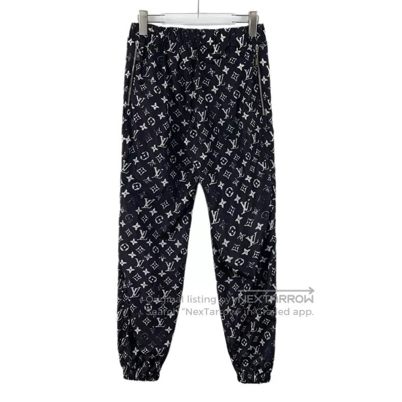 Louis Vuitton Louis Vuitton Black logo presbyopic full print corset casu Size US 36 / EU 52 - 2 Thumbnail