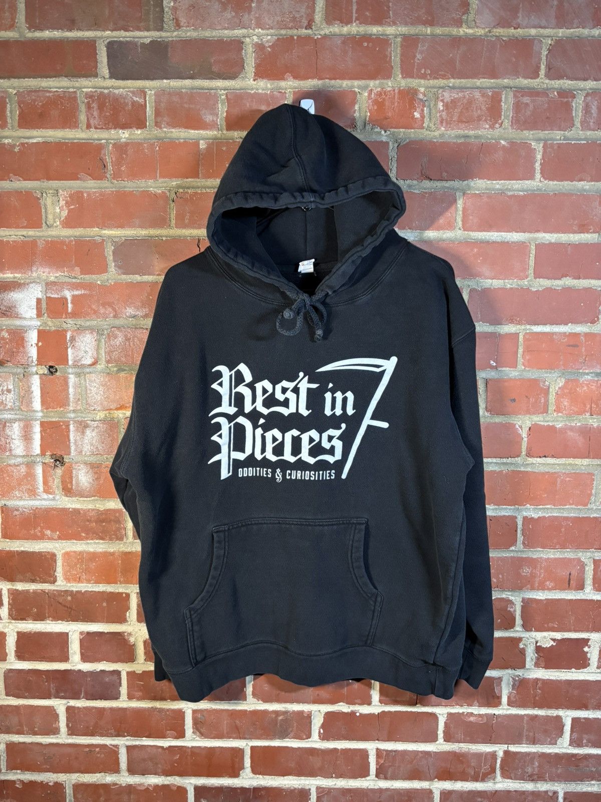 Other Rest In Pieces Hoodie Richmond Virginia Pullover Sz L Size US L / EU 52-54 / 3 - 1 Thumbnail