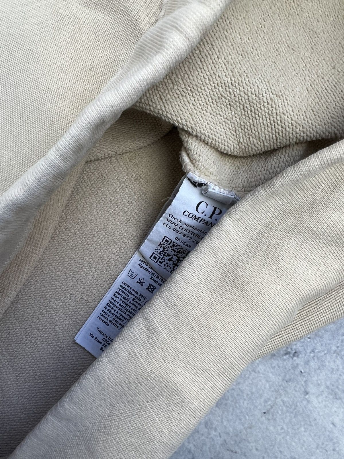 C.P. Company CP company pale yellow jumper Size US S / EU 44-46 / 1 - 3 Thumbnail