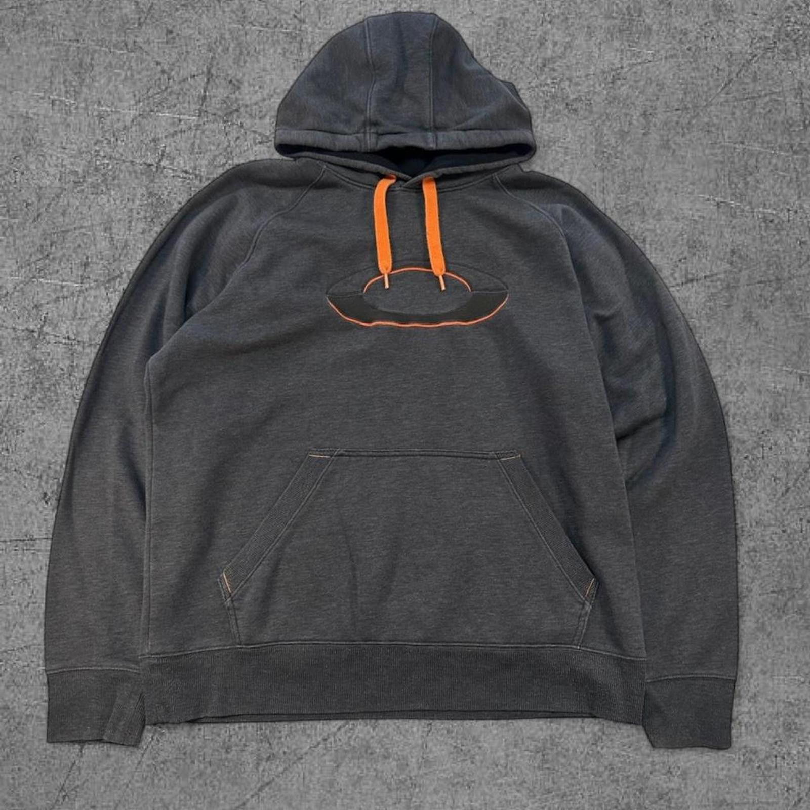 Oakley Y2K Oakley Centre Logo Hoodie Size US XL / EU 56 / 4 - 1 Thumbnail