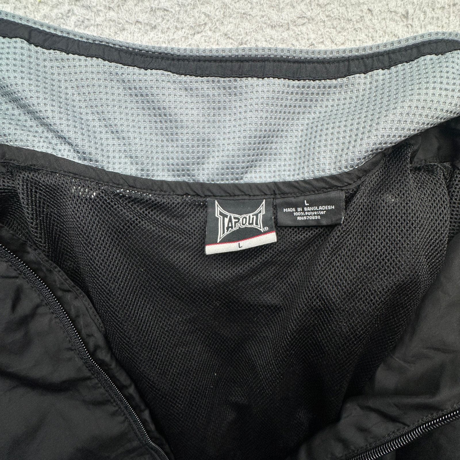 Tapout Tapout MMA Windbreaker Mesh Lined Jacket Mens Large Black Size US L / EU 52-54 / 3 - 11 Thumbnail
