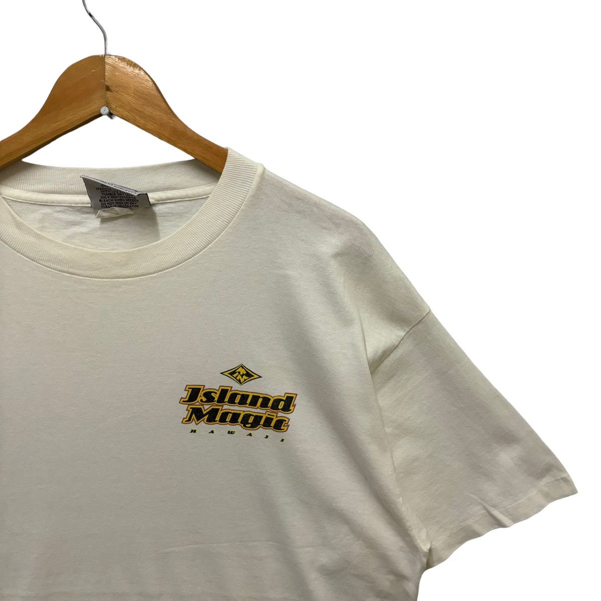 Supreme × Vintage Vintage Hawaii Tshirt Island Magic Hawaii Usa Size US XL / EU 56 / 4 - 4 Thumbnail