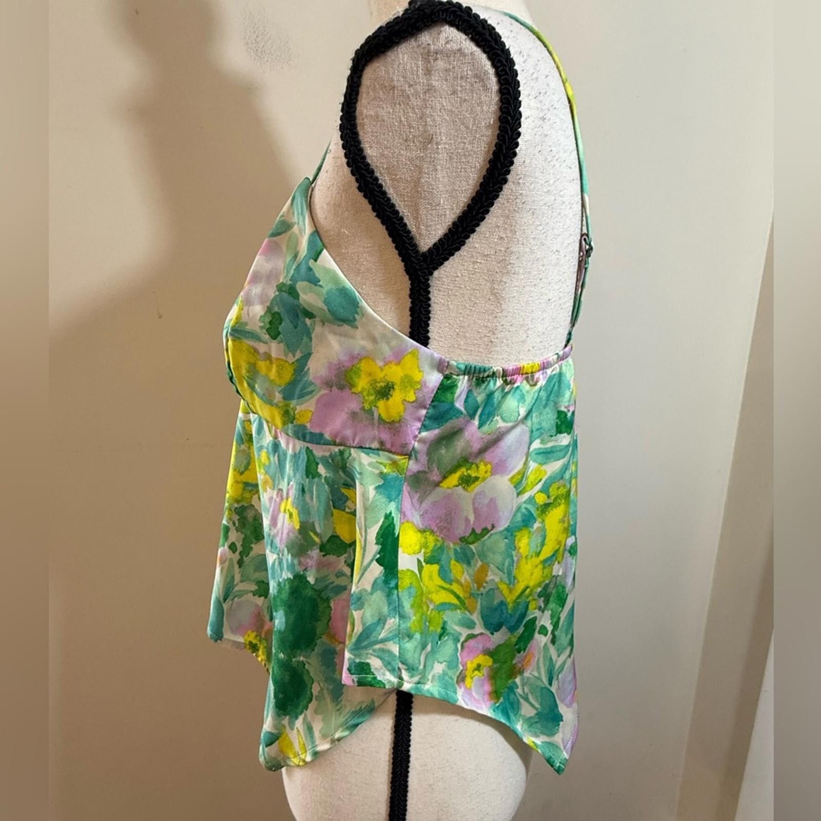 Other Wild Fable pastel floral crop tank handkerchief hem SZ SM Size S / US 4 / IT 40 - 3 Thumbnail