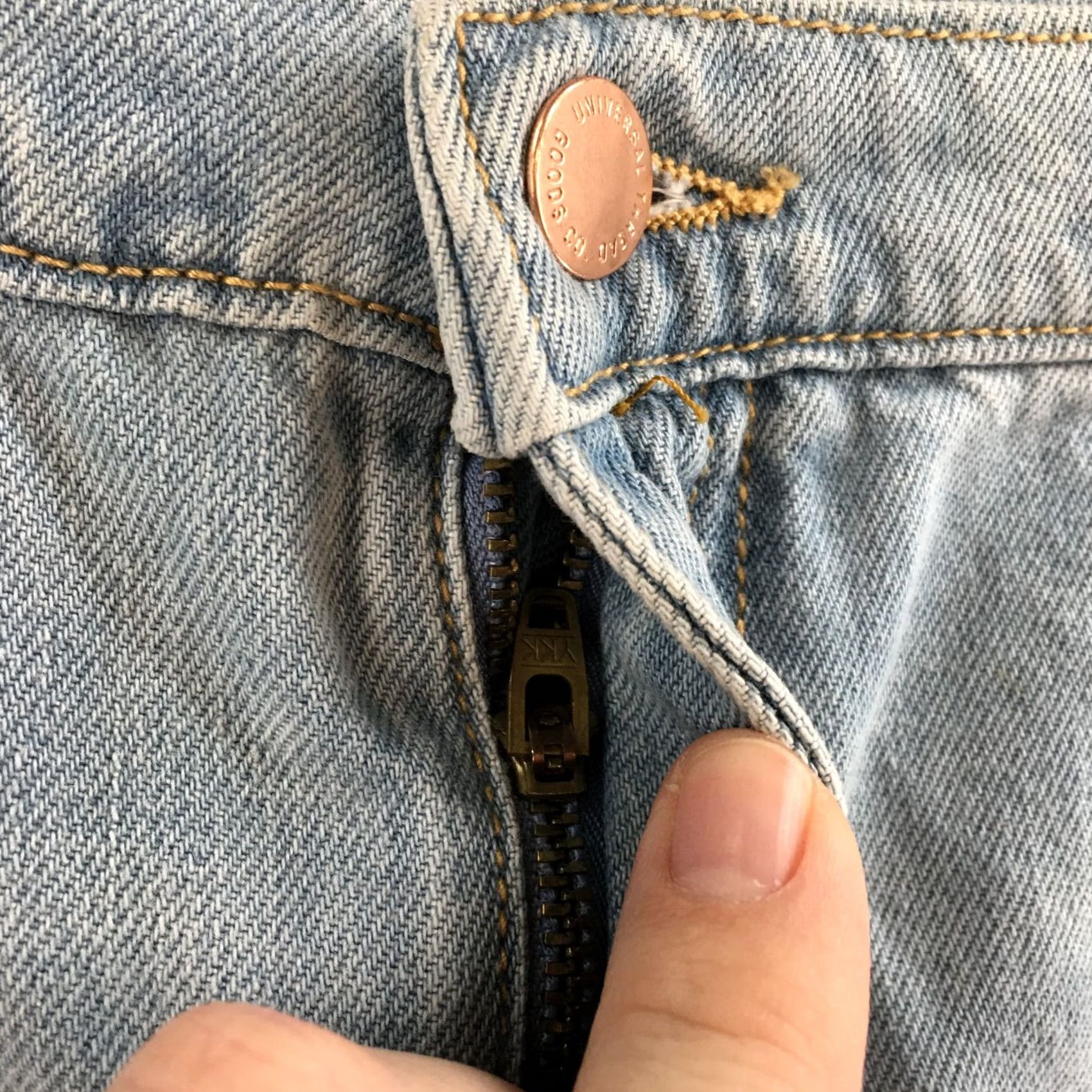Vintage Universal Thread Jeans Womens 18/34R Boyfriend High Rise Zip Fly Distressed Blue Jeans Womens Regular Medium Blue 5-Pocket Classic Modern Mens Womens Size 40" / US 18 - 5 Thumbnail