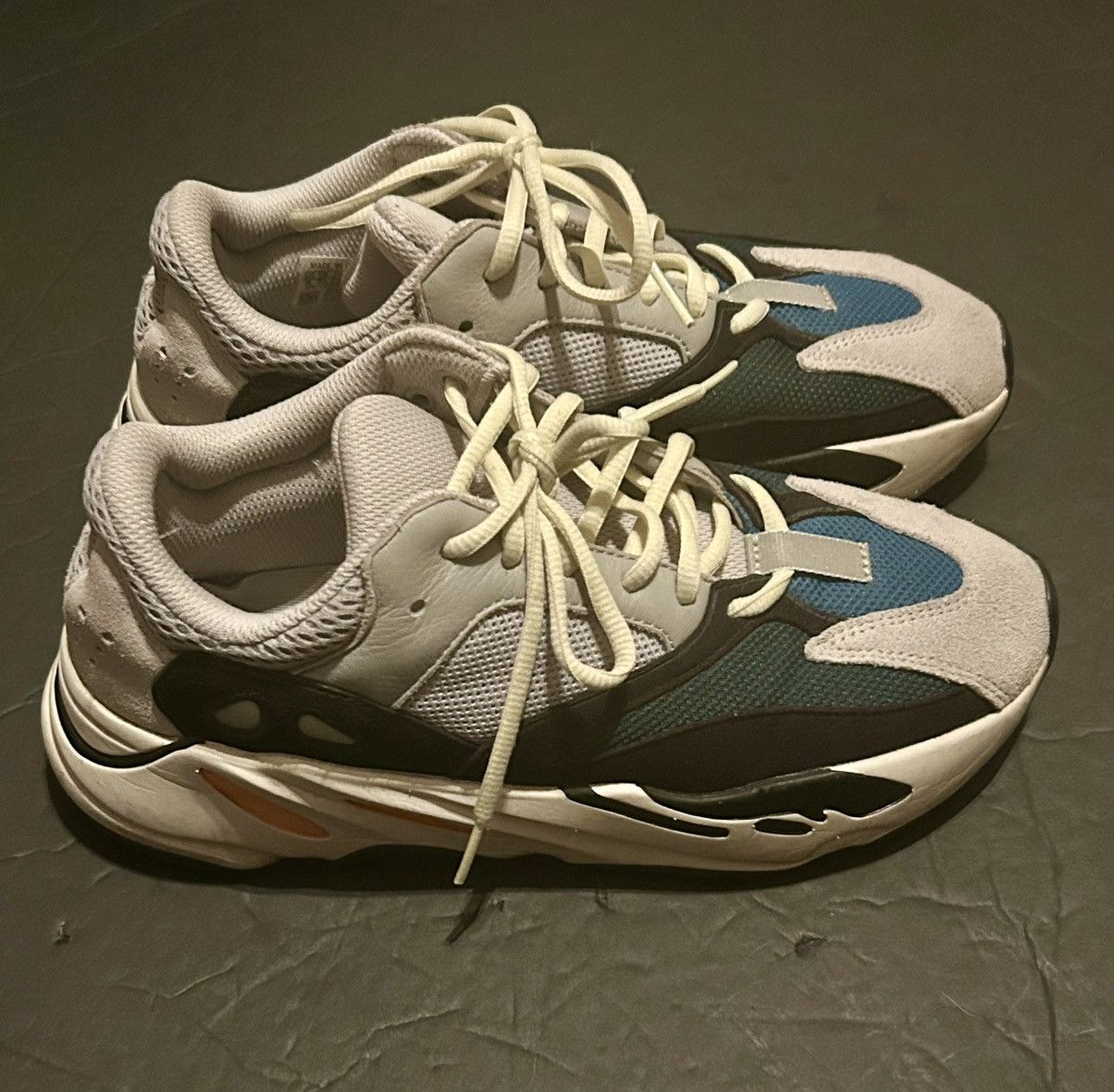 Adidas Yeezy Boost 700 wave runner Size US 8 / EU 41 - 9 Thumbnail