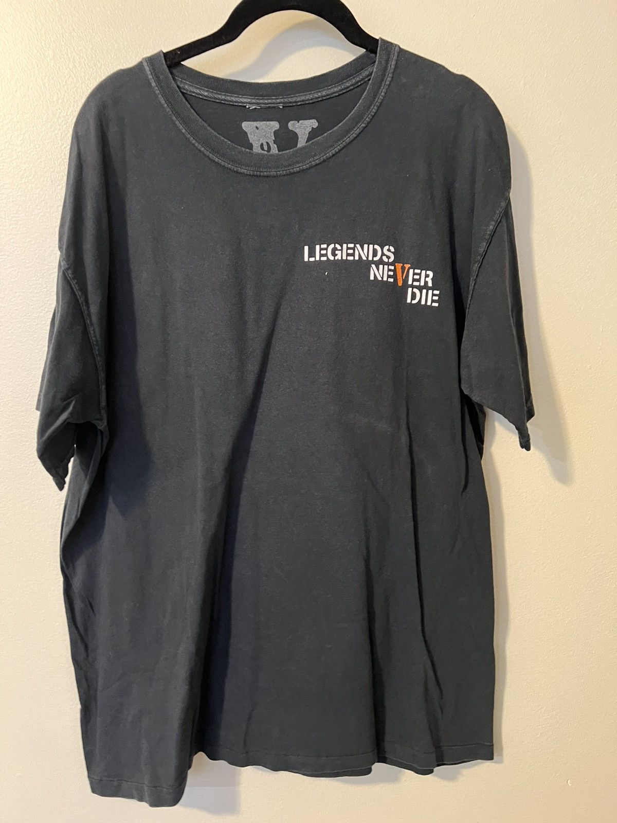 Vlone Vlone x Juice WRLD 999 ‘Legends Never Die’ T-Shirt Size L Size US L / EU 52-54 / 3 - 2 Thumbnail
