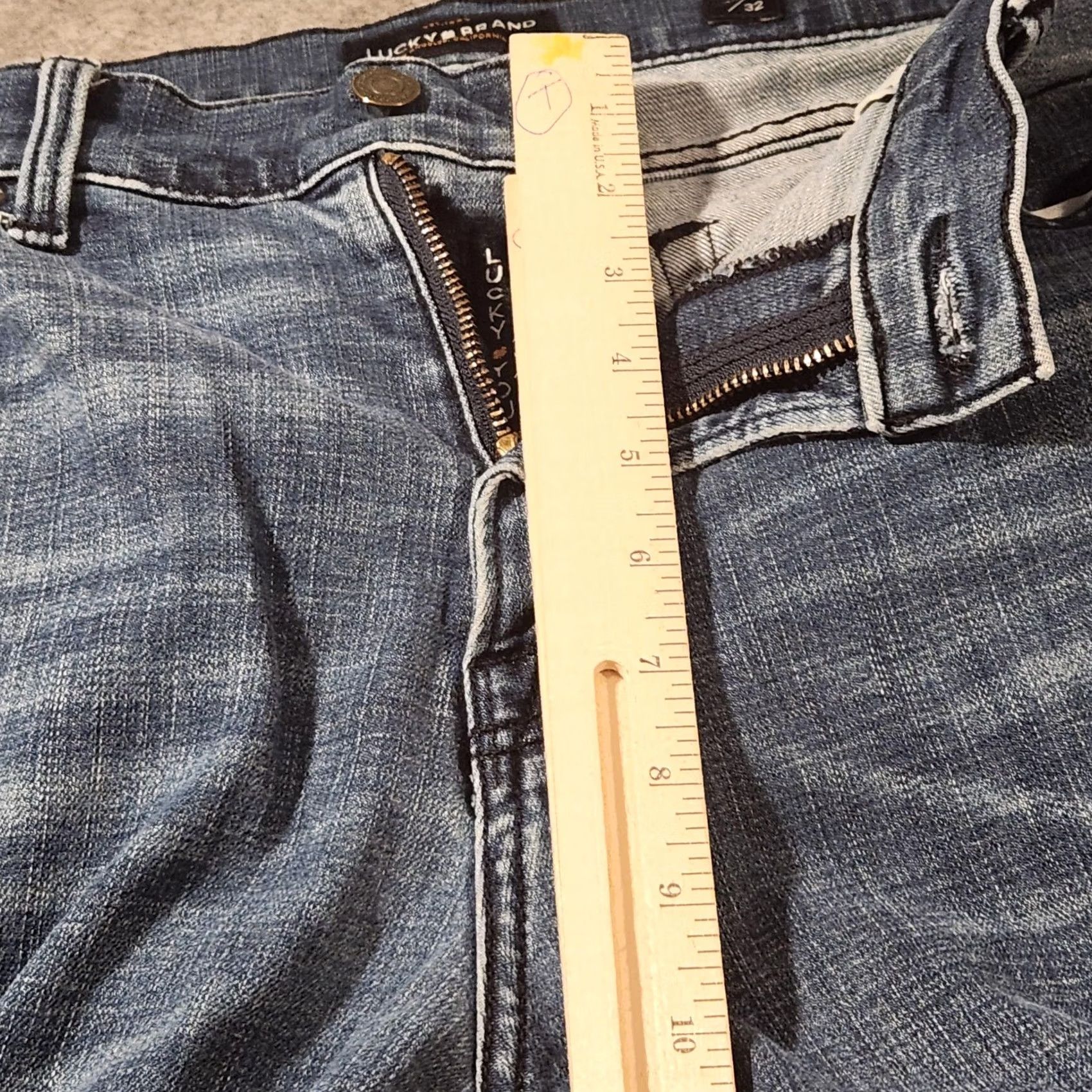 Lucky Brand Lucky Brand 363 Straight Jeans Mens 32 Blue Medium Wash Denim Vintage Straight Size US 32 / EU 48 - 3 Thumbnail