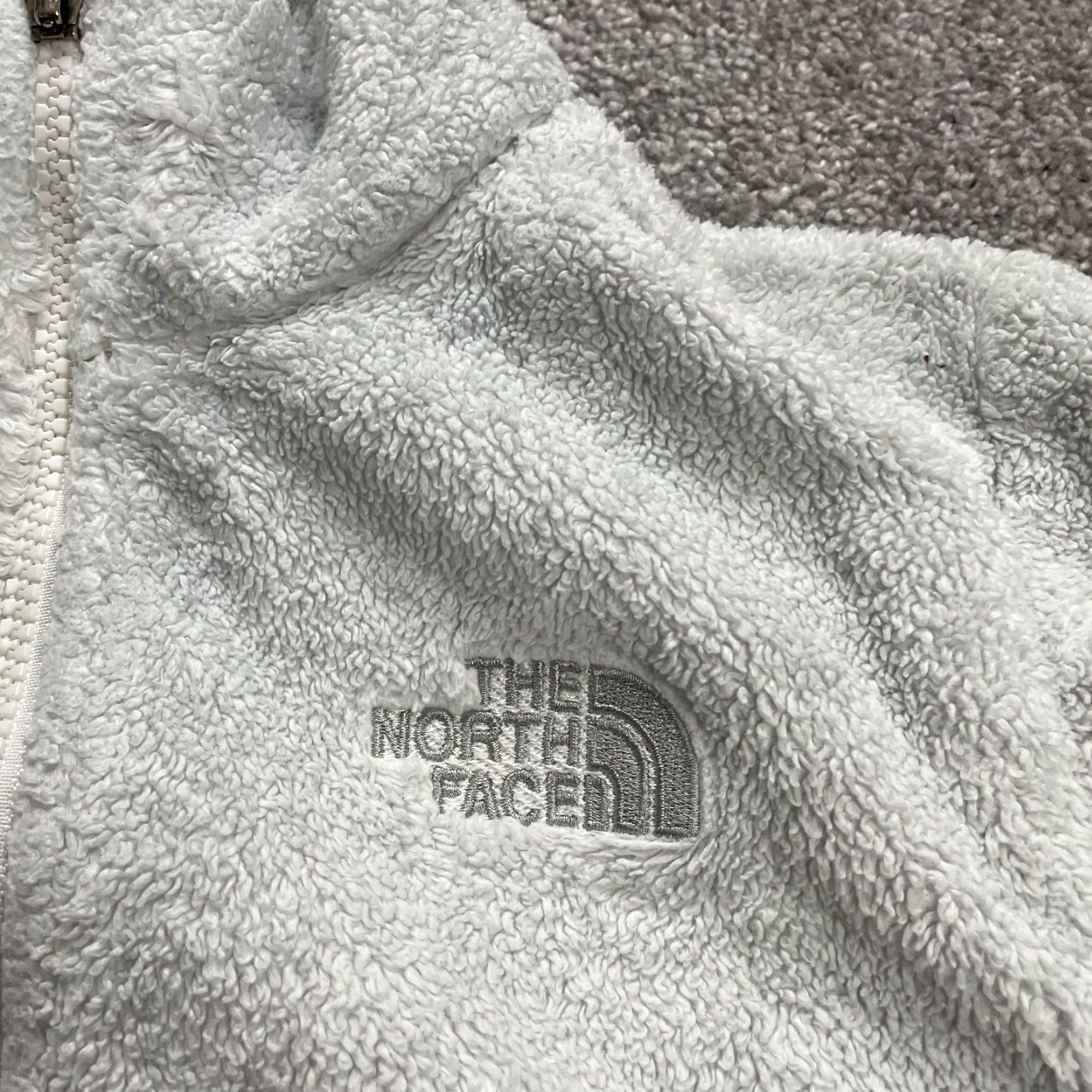 The North Face The North Face Osito Fleece Jacket Women XS Gray Full Zip Pockets Outdoor Hiking Size XS / US 0-2 / IT 36-38 - 4 Thumbnail