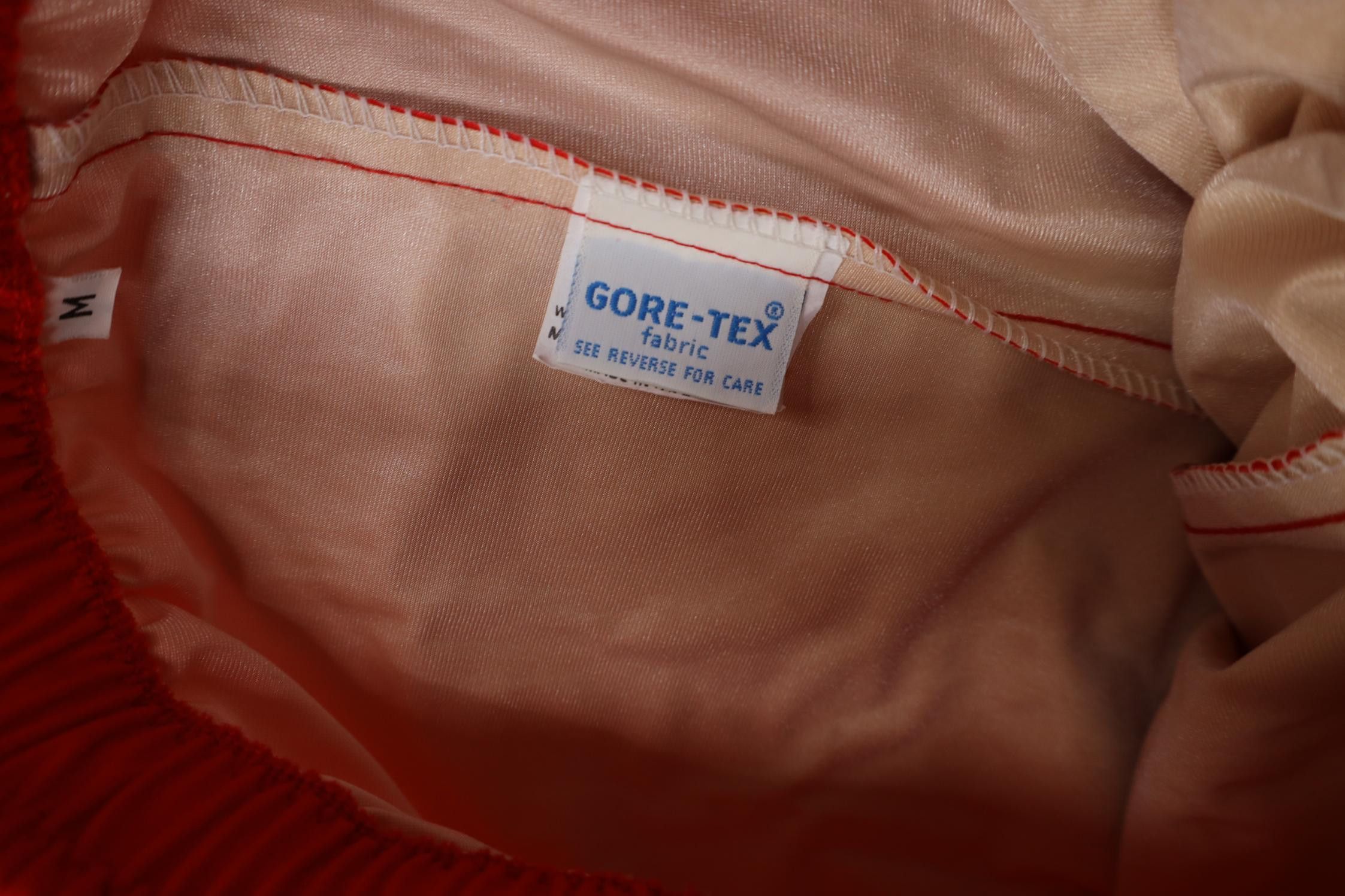Vintage Vintage 80s Streetwear Waterproof Joggers Pants Red USA Size US 34 / EU 50 - 14 Thumbnail