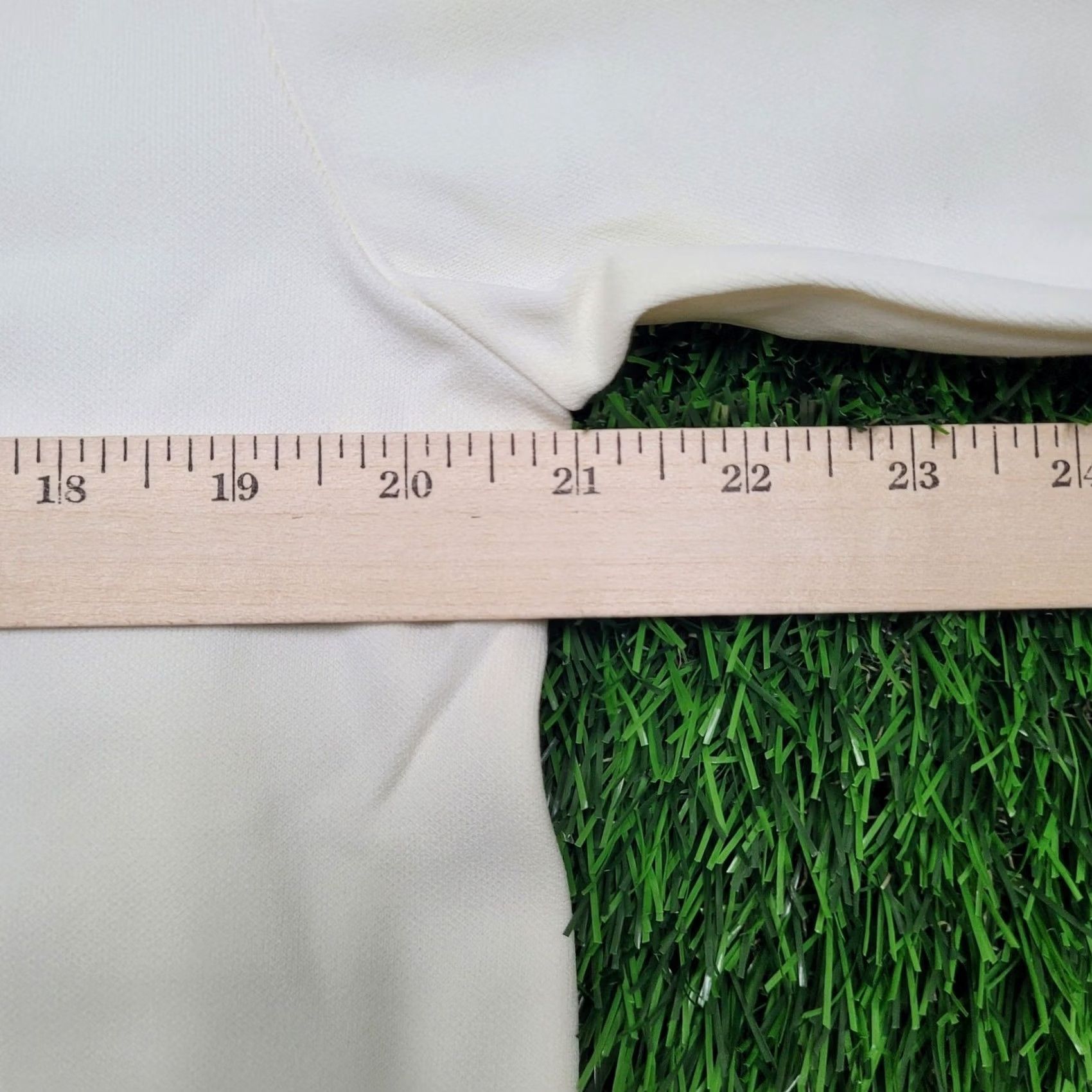 Champion VINTAGE Champion Basketball Warm-Up Jacket Shirt Mens Medium Nylon Short Sleeve Cropped Snap Green White 80s 70s Boxy Ringer Style Tennis Size US 31 - 6 Thumbnail