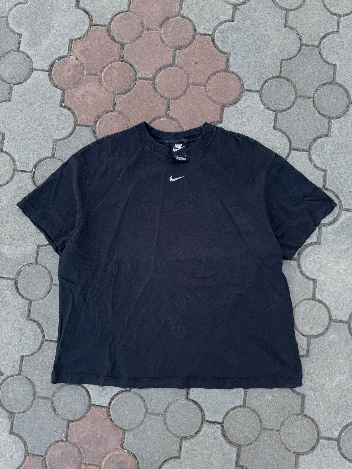 Nike × Vintage Vintage Nike Center Swoosh Boxy Tee Shirt Size US M / EU 48-50 / 2 - 1 Thumbnail