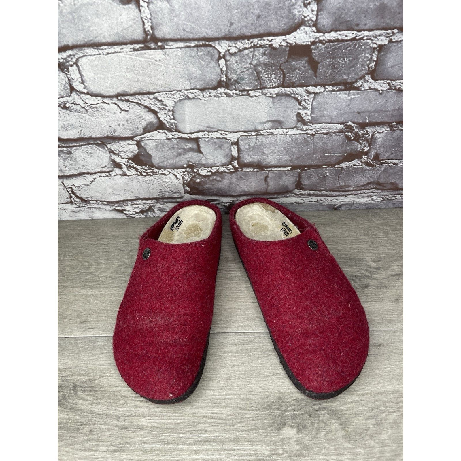 Birkenstock Birkenstock Zermatt Mule Slippers Red Wool Felt Shearling Wo Size US 8.5 / IT 38.5 - 9 Thumbnail