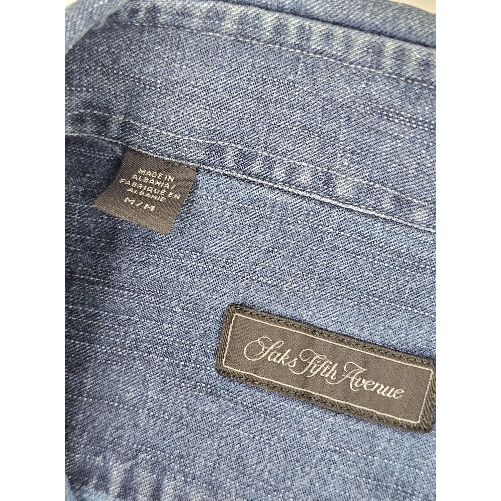 Saks Fifth Avenue Saks Fifth Avenue Denim Button Shirt Men M Blue Cotton Long Sleeve EUC Size US M / EU 48-50 / 2 - 3 Thumbnail