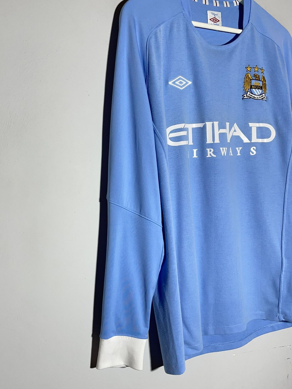 Umbro × Vintage #21 David Silva Manchester City Umbro 2010/11 Long Sleeve Size US M / EU 48-50 / 2 - 9 Thumbnail