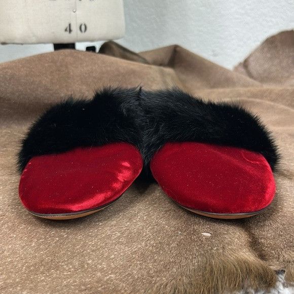 Givenchy Givenchy Bedford Mule Red Velvet and Black Mink Fur Slippers Size US 9.5 / IT 39.5 - 2 Thumbnail