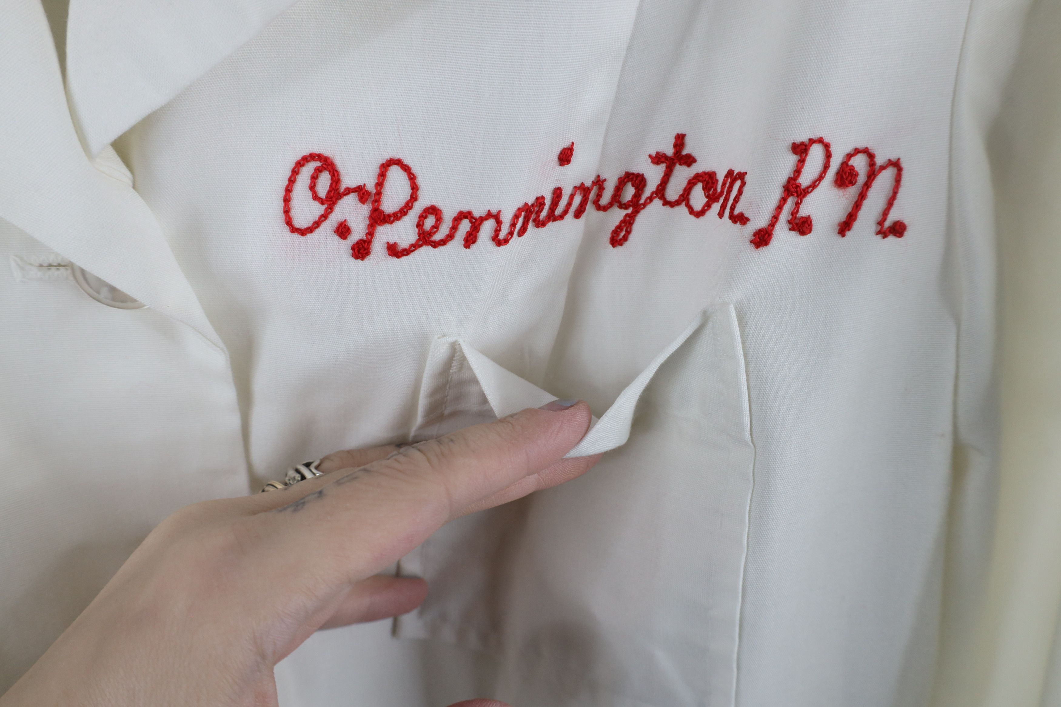 Vintage Vintage 50s 60s Registered Nurse Uniform Jacket Coat USA Size M / US 6-8 / IT 42-44 - 7 Thumbnail