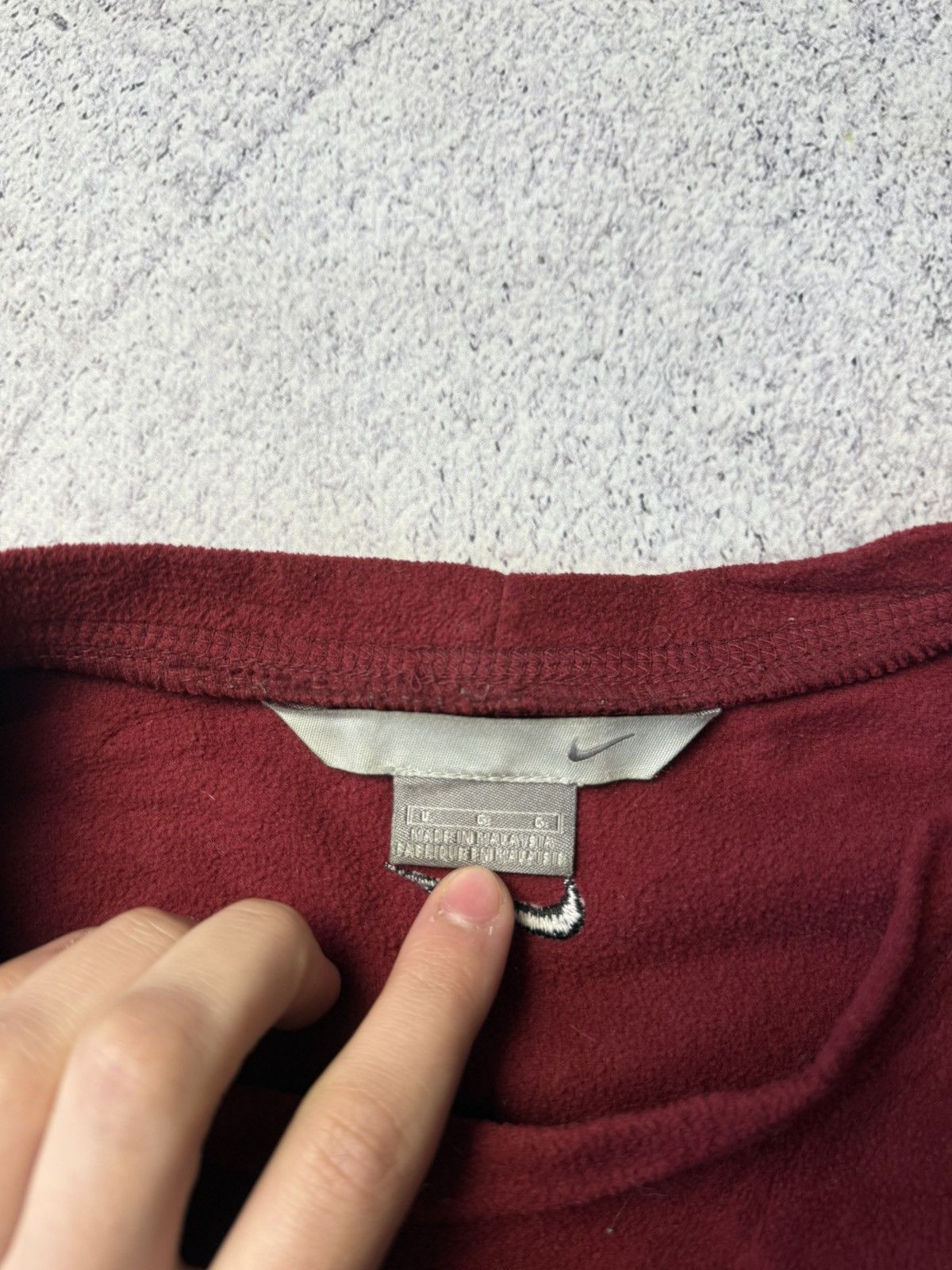 Nike Vintage Nike Fleece Big Logo 90s Sweatshirt Basic Swoosh Size US L / EU 52-54 / 3 - 10 Thumbnail