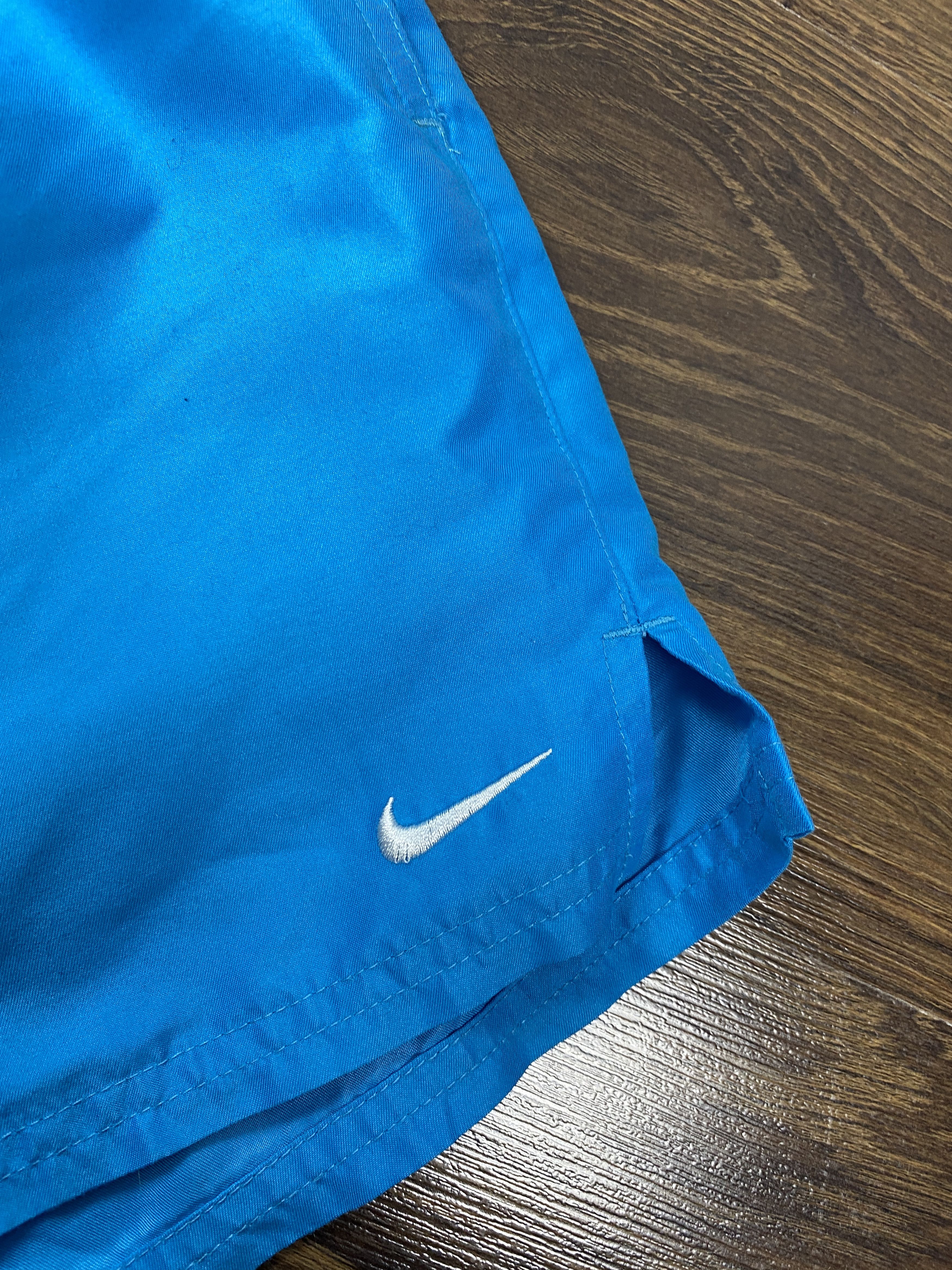 Nike Nike Vintage Mens Nylon Shorts Y2K Size US 32 / EU 48 - 3 Thumbnail