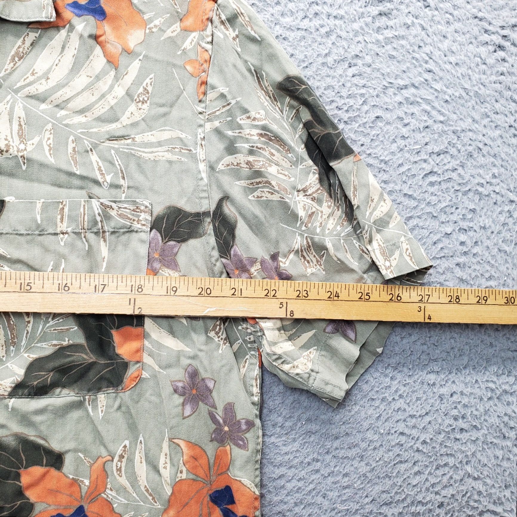 Jos. A. Bank Jos. A. Bank Mens Hawaiian Shirt Size M Collared Button Up Multicolor Silk Floral Short Sleeve Size US M / EU 48-50 / 2 - 6 Thumbnail