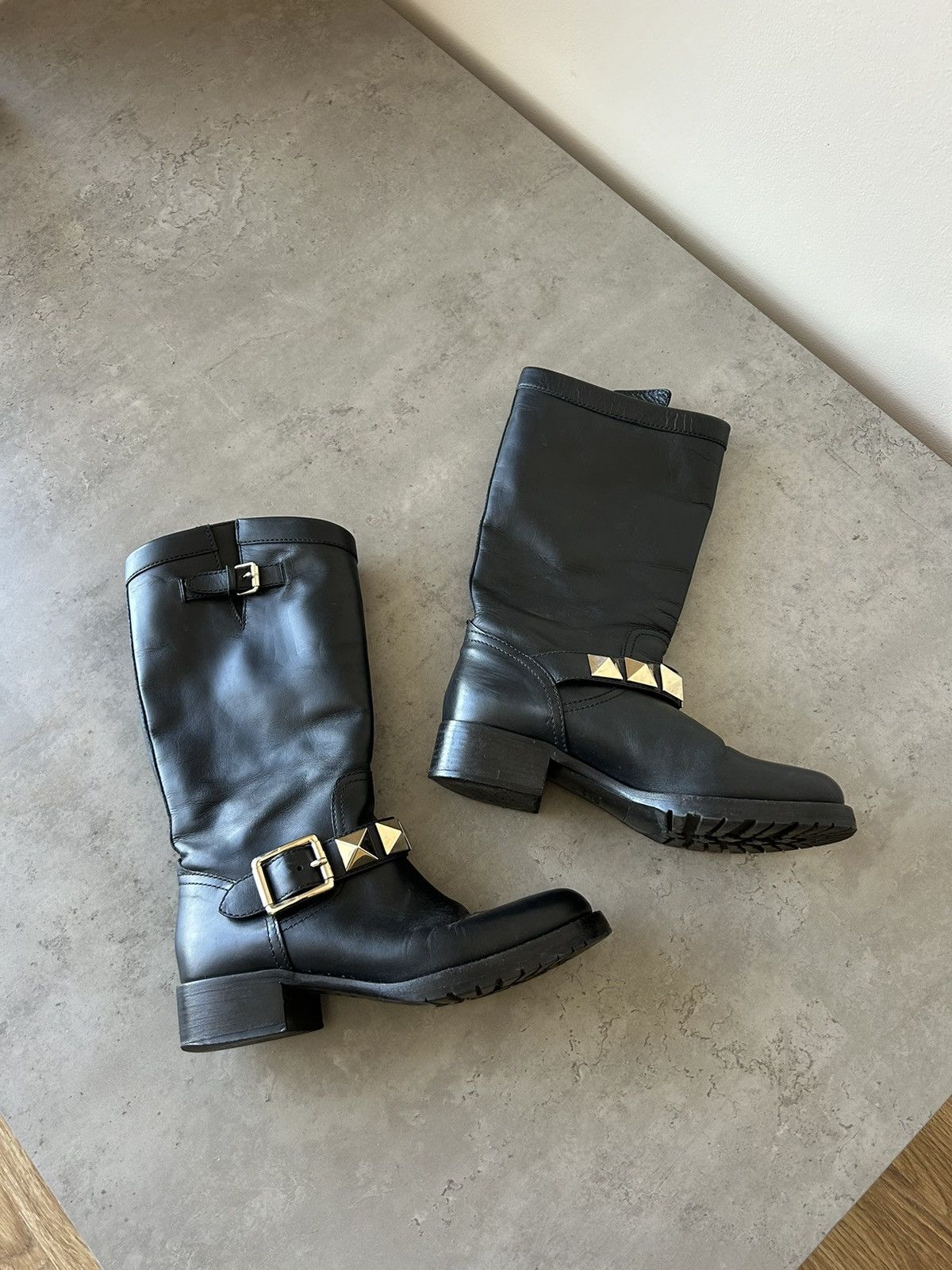 Valentino Valentino Rockstud moto Combat Biker Leather ankle Boots Size US 6.5 / IT 36.5 - 1 Thumbnail