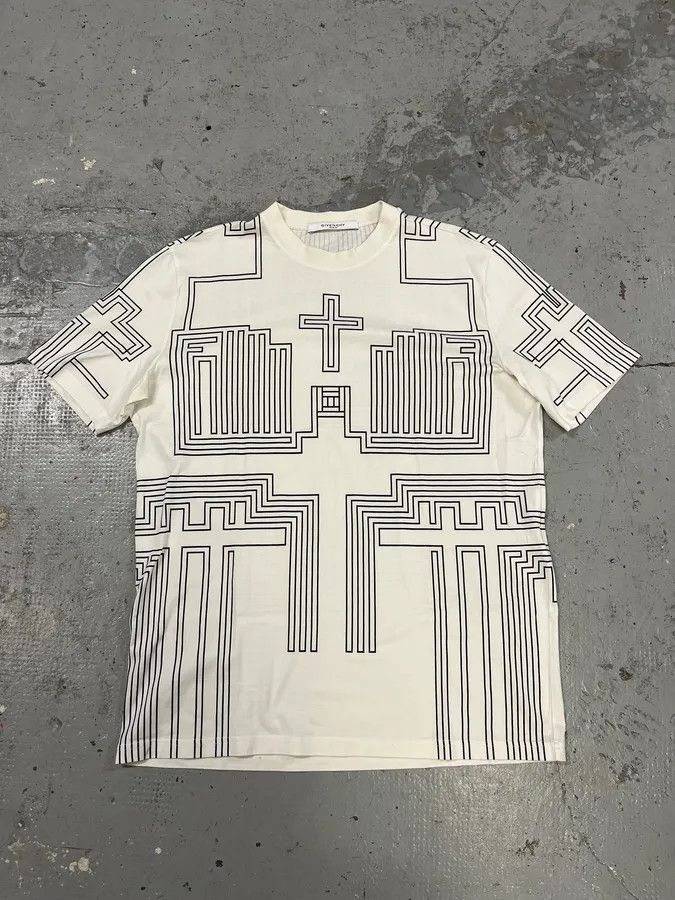 Givenchy SS2015 Givenchy White Cross T-Shirt by Riccardo Tisci Size US M / EU 48-50 / 2 - 1 Thumbnail