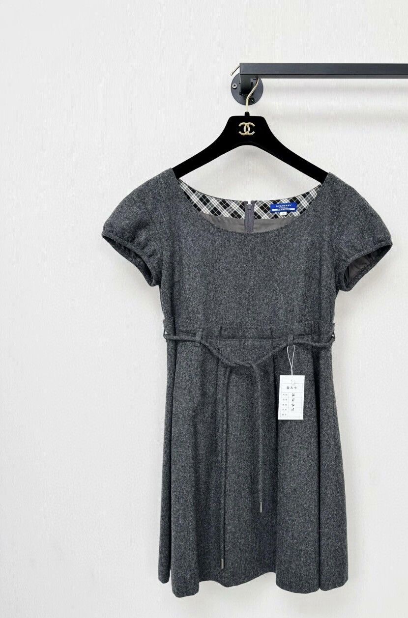 Burberry Burberry blue label wool dress Size S / US 4 / IT 40 - 1 Thumbnail