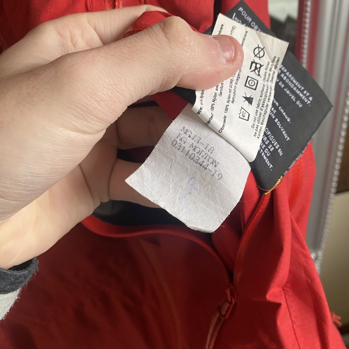 Arc'teryx Vintage Arcteryx Gore-Tex jacket Size US L / EU 52-54 / 3 - 10 Thumbnail