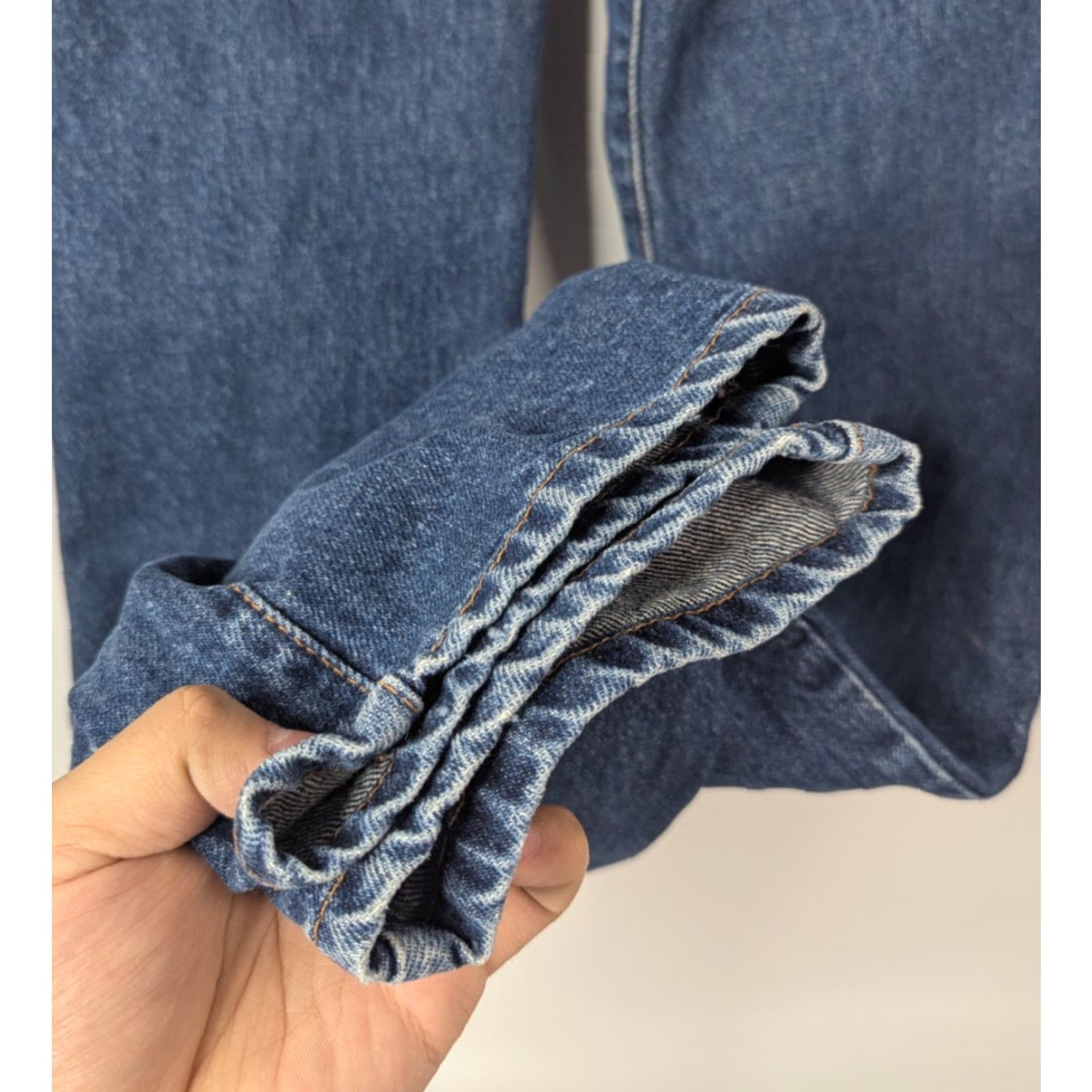 Guess VINTAGE GUESS JEANS Men 29 Slim Straight 5-Pocket Denim Blue USA 90s Y2K American Tradition Jeans — Regular Size, 28-29 Inseam 33 in Mens Size US 29 - 2 Thumbnail