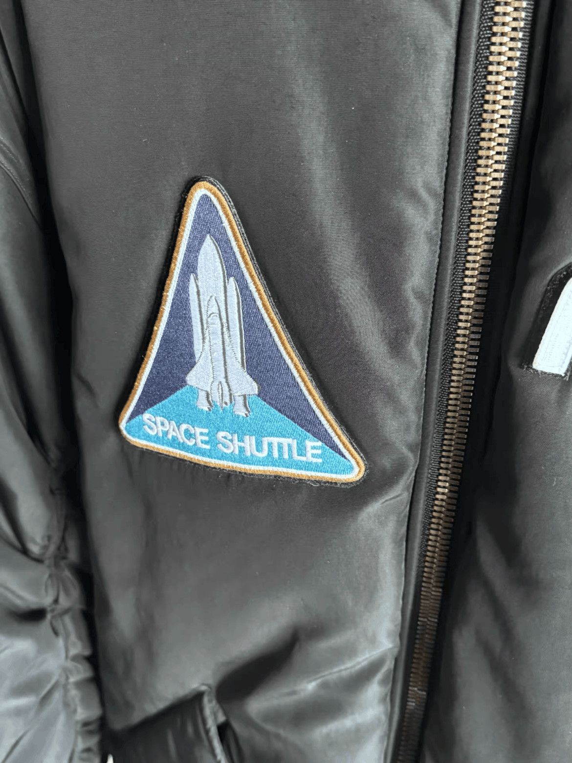 Balenciaga Balenciaga Sz 46 Balenciaga NASA Space Puffer Bomber-2506 Size US S / EU 44-46 / 1 - 5 Thumbnail