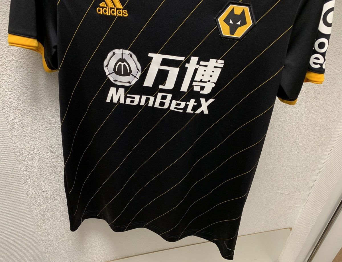 Adidas Adidas Wolverhampton soccer jersey L size 2019-2020 Size US L / EU 52-54 / 3 - 3 Thumbnail