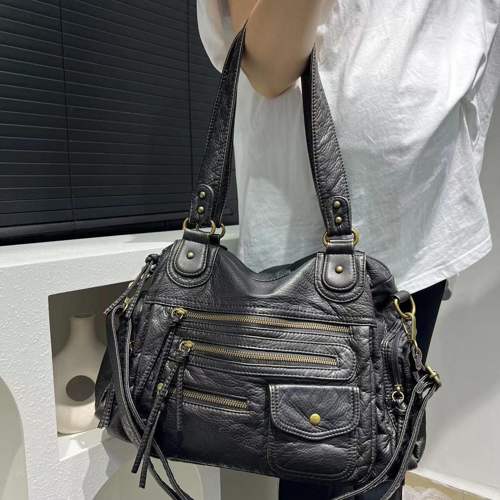 Vintage Black Quilted Leather Handbag with Multiple Zipper Pockets Size ONE SIZE - 3 Thumbnail