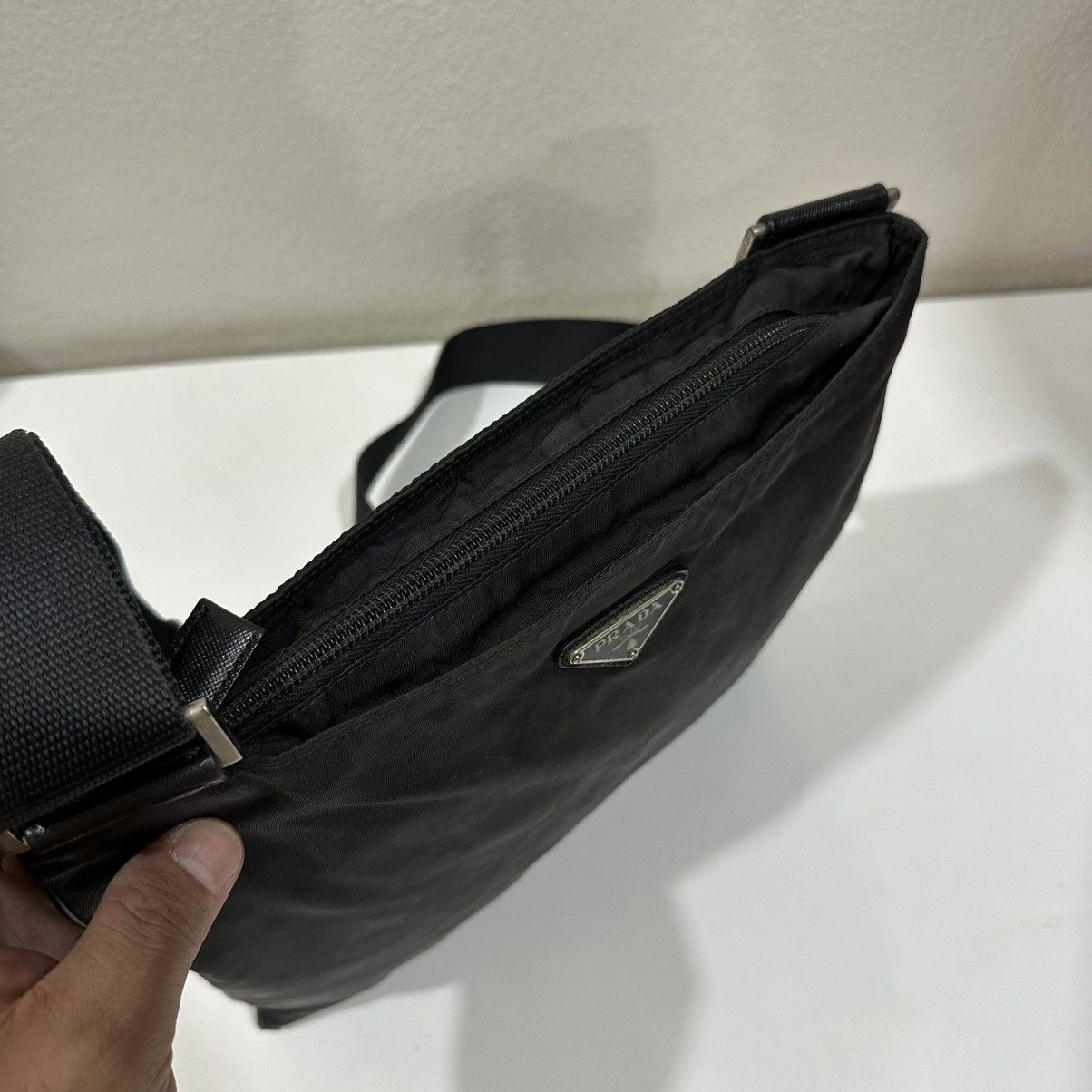 Prada AUTHENTIC PRADA TESSUTO NYLON CROSSBODY SLING BAG Size ONE SIZE - 9 Thumbnail