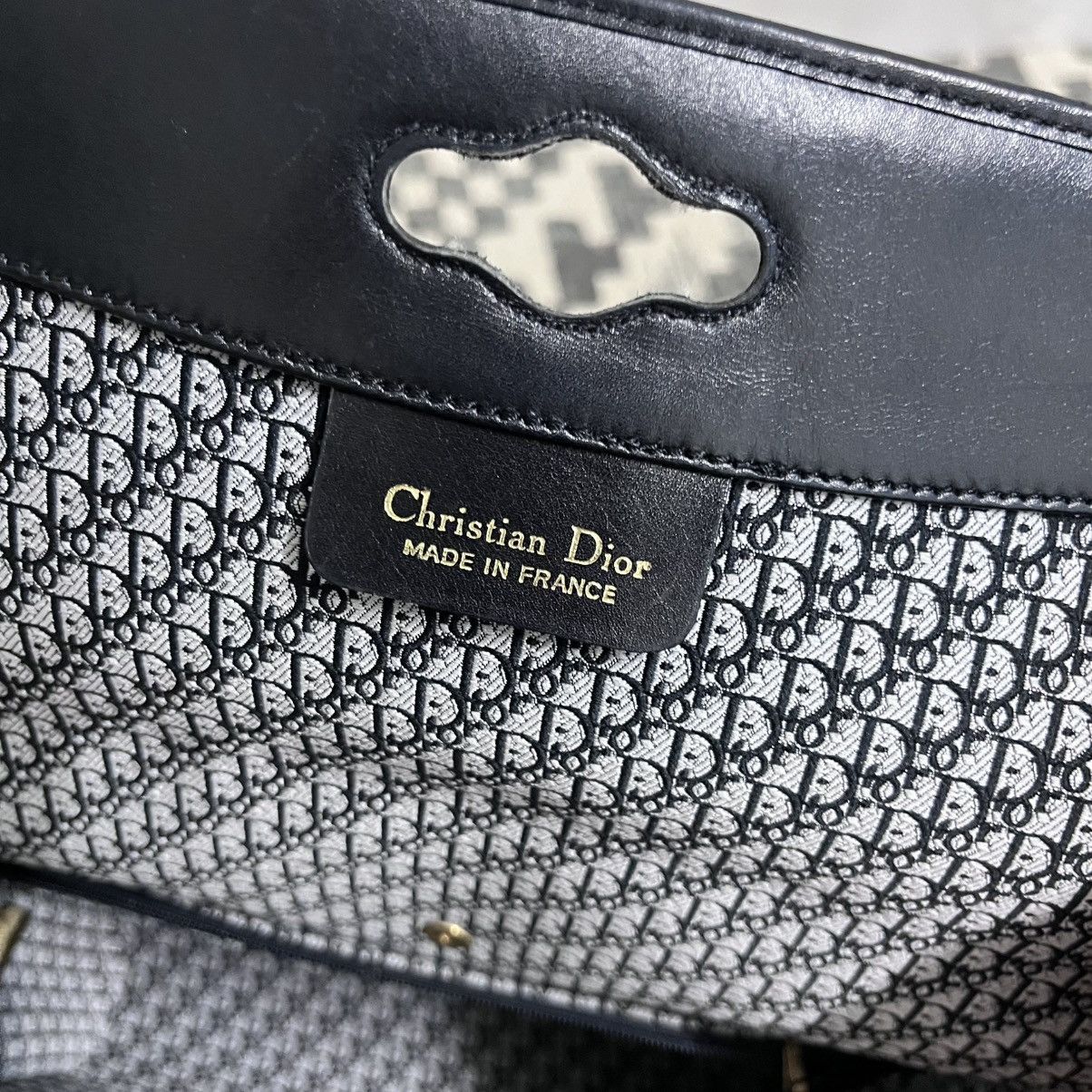 Dior Authentic Dior by Christian Dior Genuine Leather Sling Bag Size ONE SIZE - 12 Thumbnail