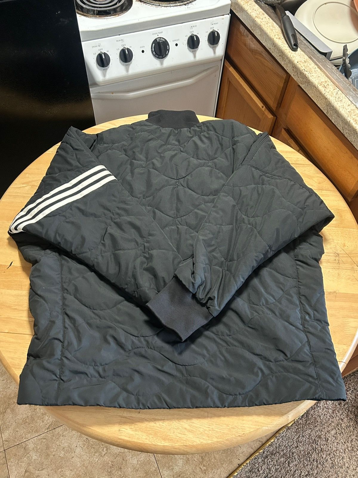 Adidas Adidas men’s Adicolor Neuclassics Jacket Size US L / EU 52-54 / 3 - 2 Thumbnail