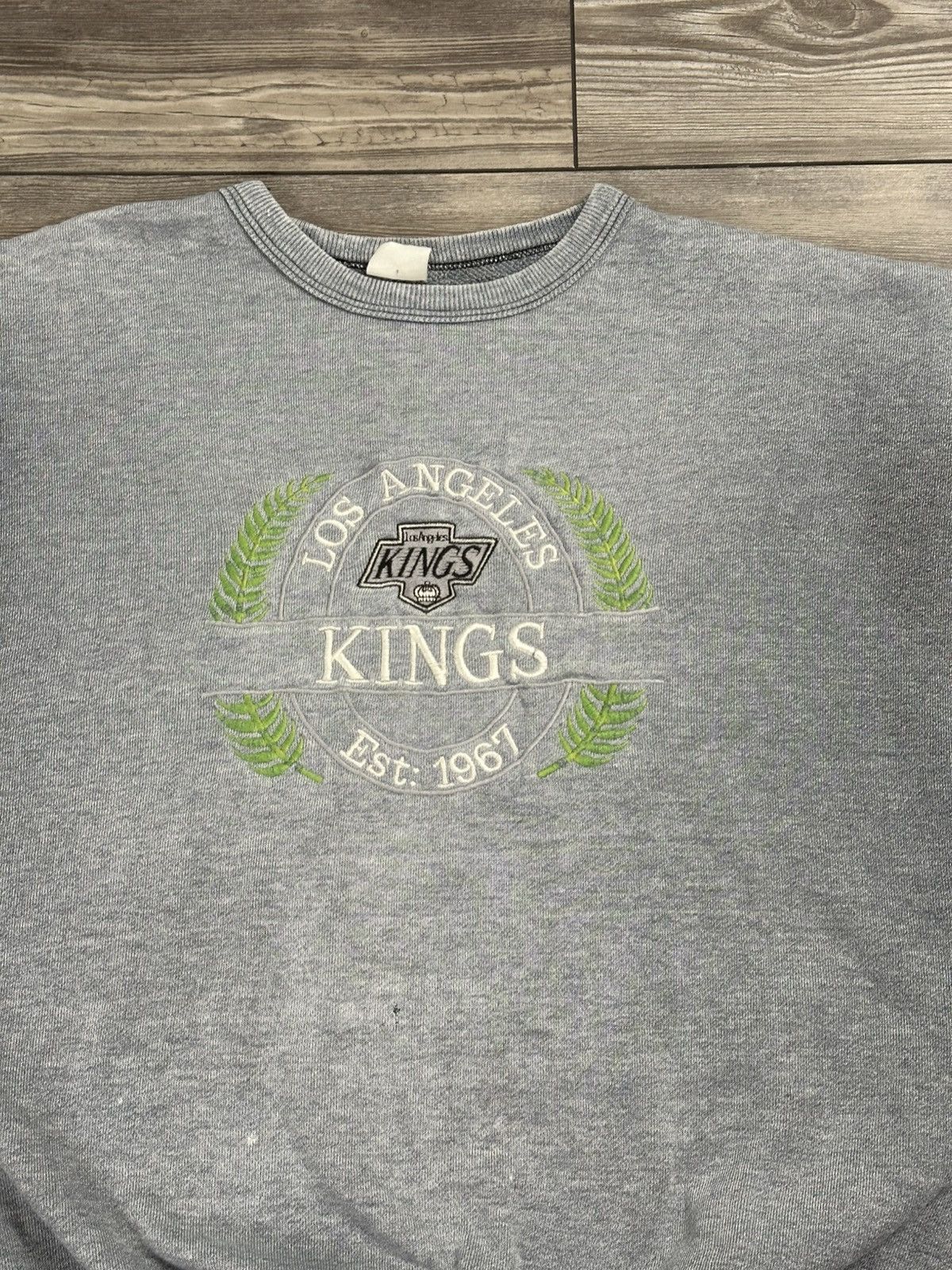 NHL Faded Vintage 90s Los Angeles Kings Ravens Athletic Crewneck Size US XL / EU 56 / 4 - 3 Thumbnail