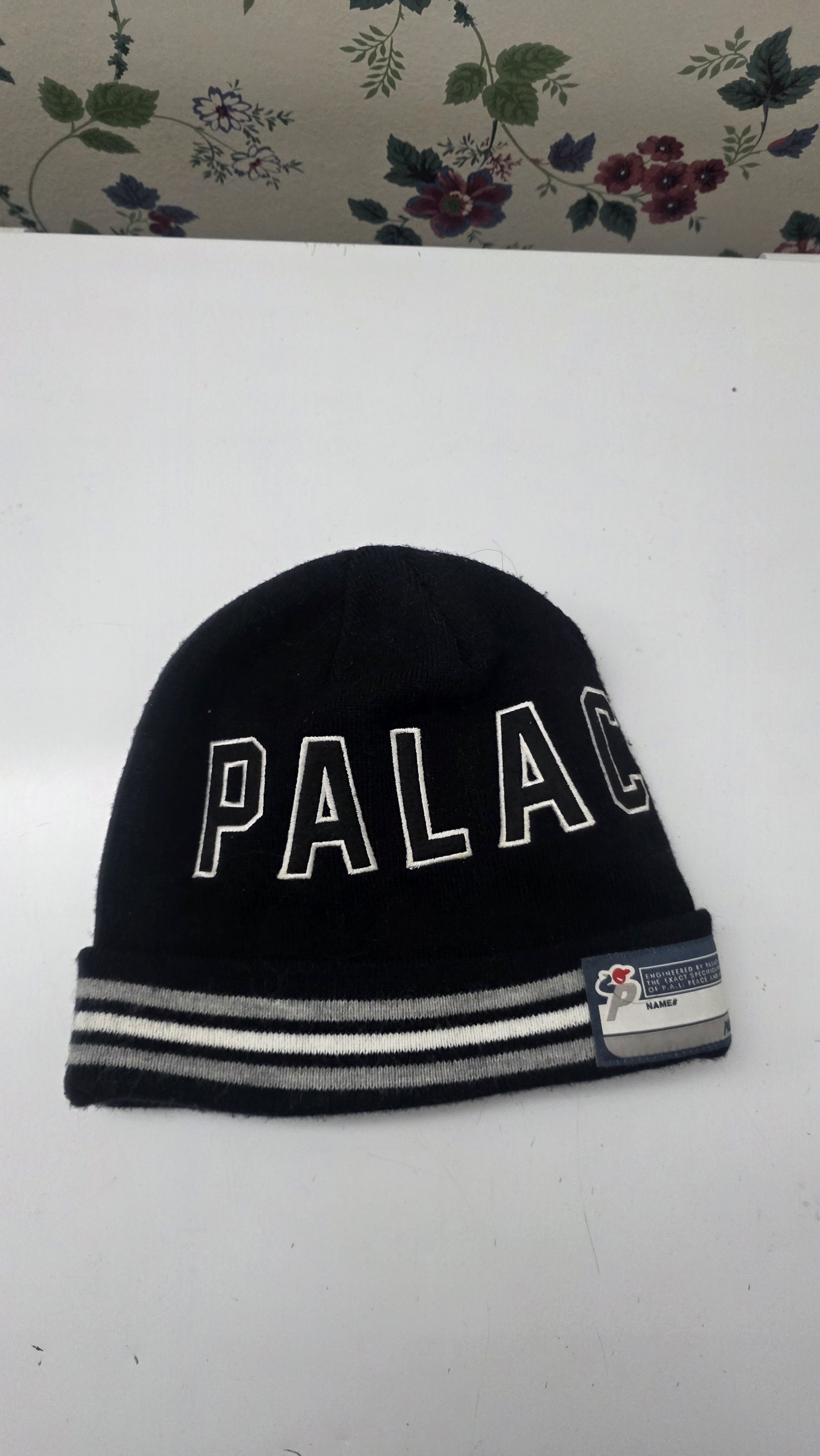 Palace Palace College Beanie 'Black' Size ONE SIZE - 2 Thumbnail