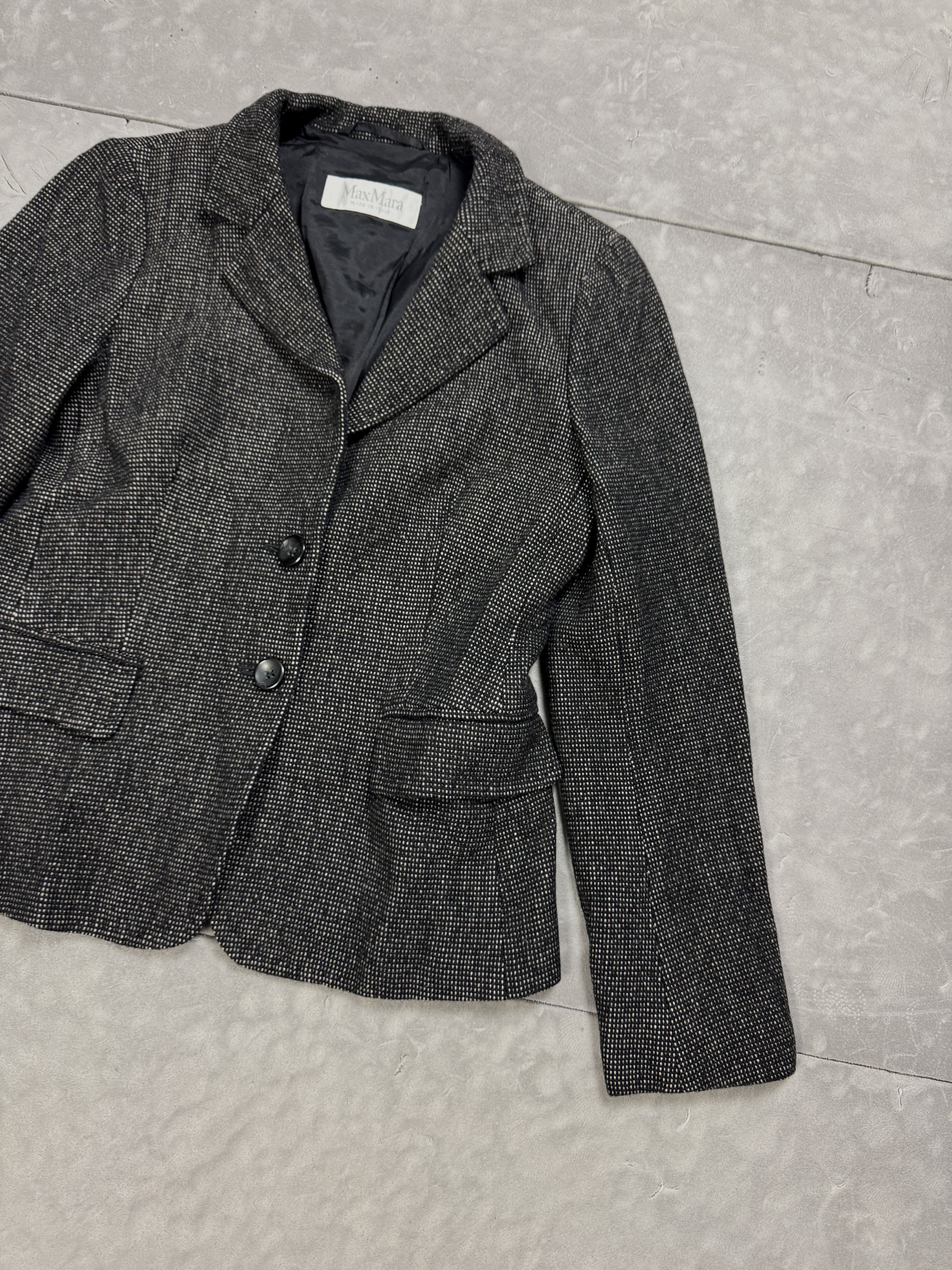 Max Mara Max Mara women’s black blazer/jacket (M/L) formal vintage Size M / US 6-8 / IT 42-44 - 5 Thumbnail