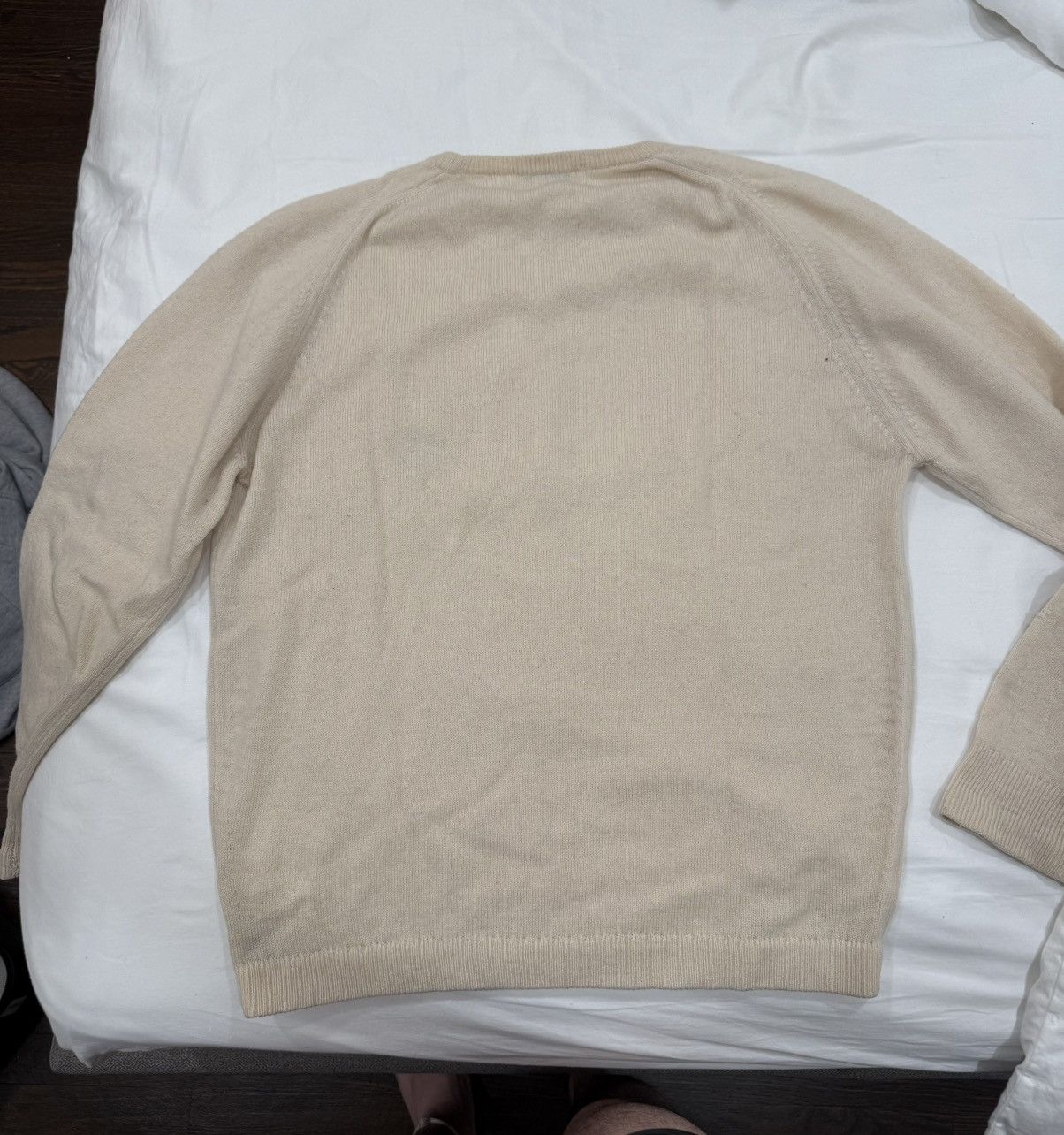Burberry Vintage Burberry Lambskin Sweater Size US S / EU 44-46 / 1 - 8 Thumbnail